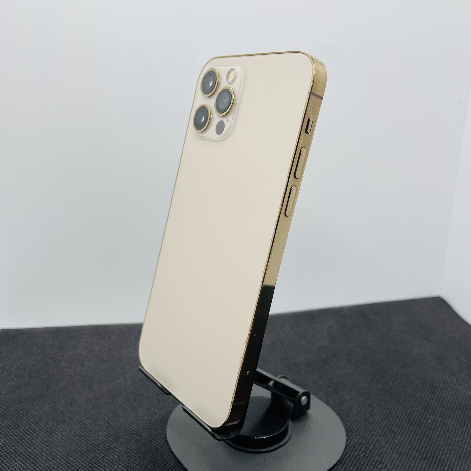 Apple iPhone 12 Pro 256GB Gold (Condition: Good) - Image 9