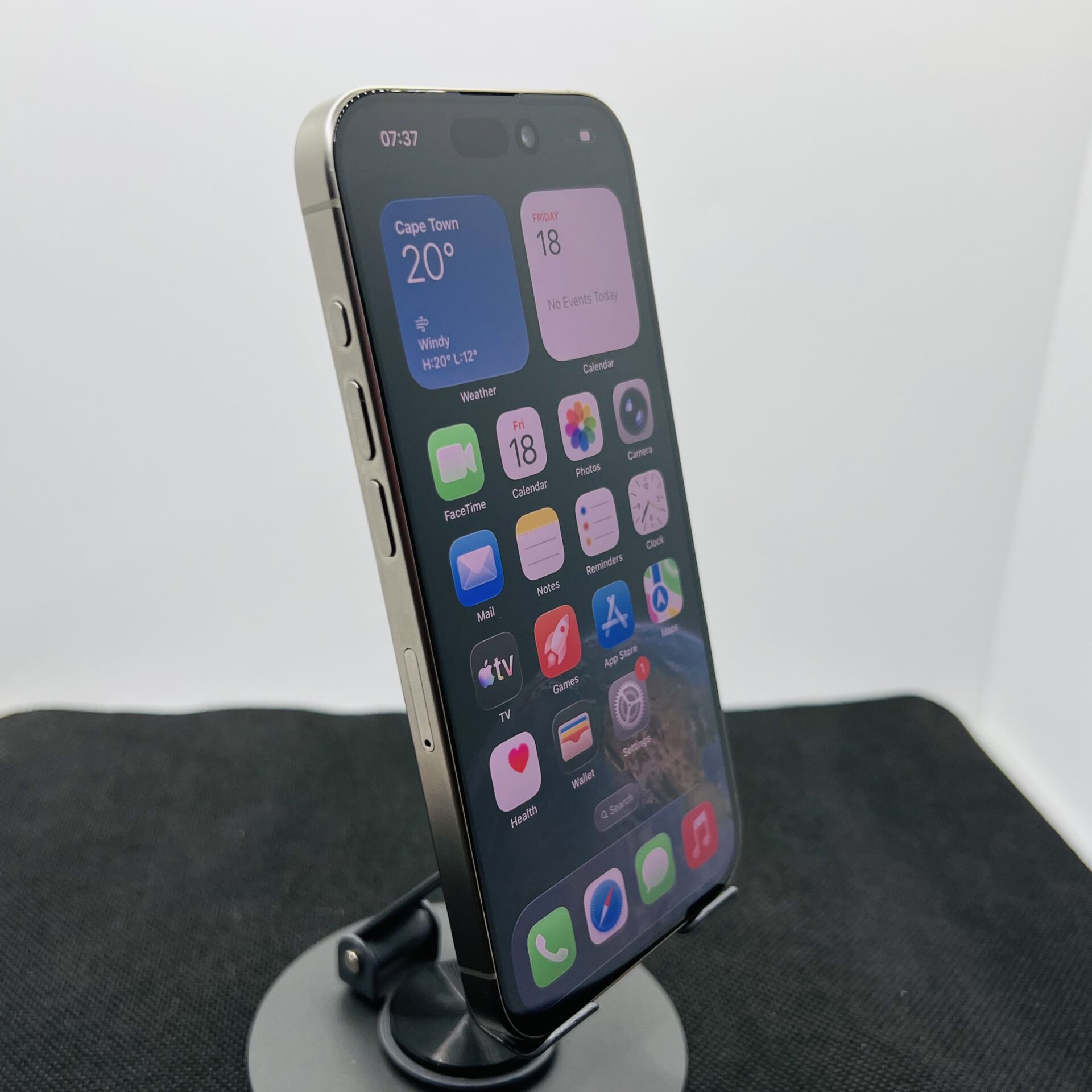 Apple iPhone 15 Pro 256GB Natural Titanium (Condition: Good) - Image 3