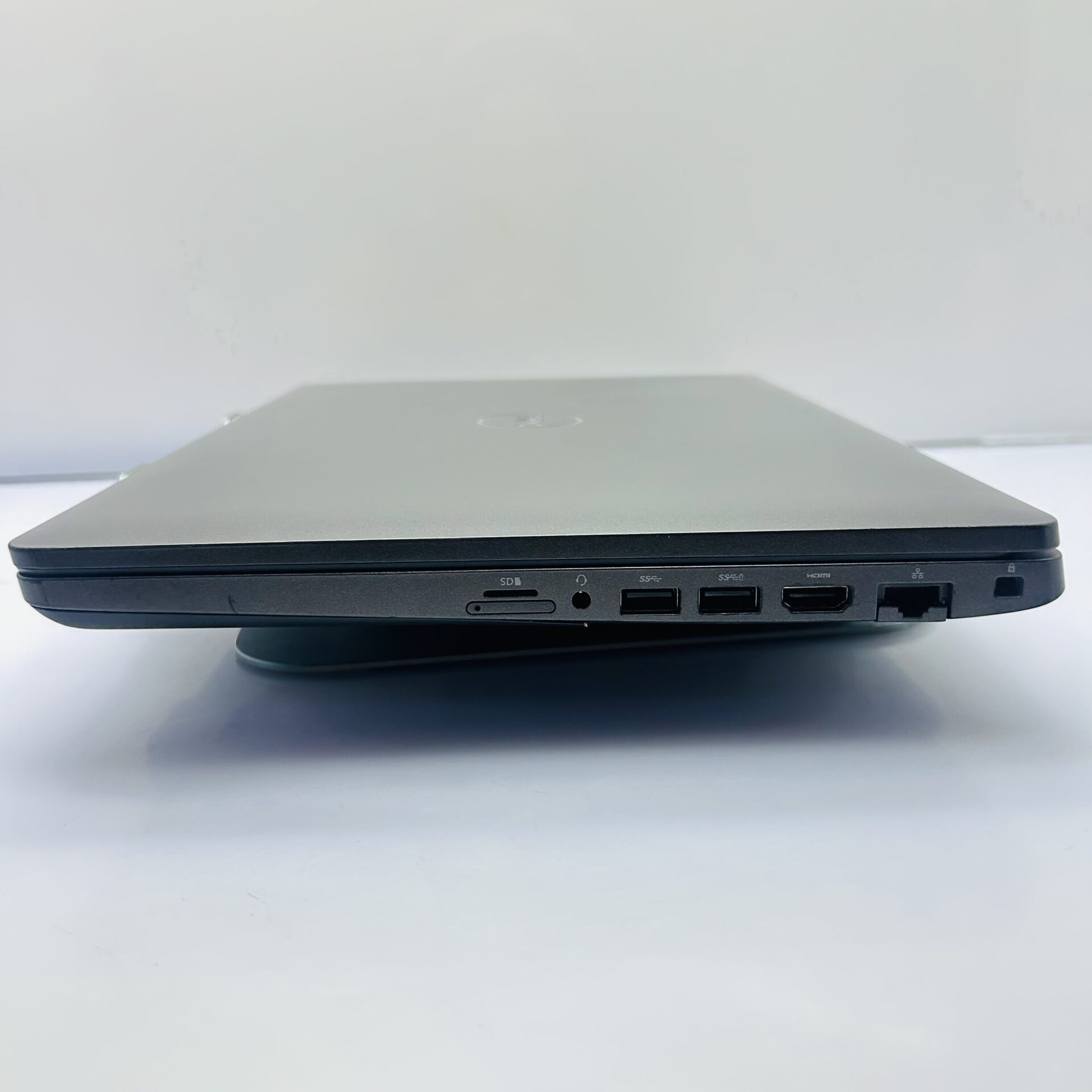 Dell Latitude 5500 "Core i7" 1.90GHz 16GB RAM 512GB SSD Black (Condition: Good) - Image 13