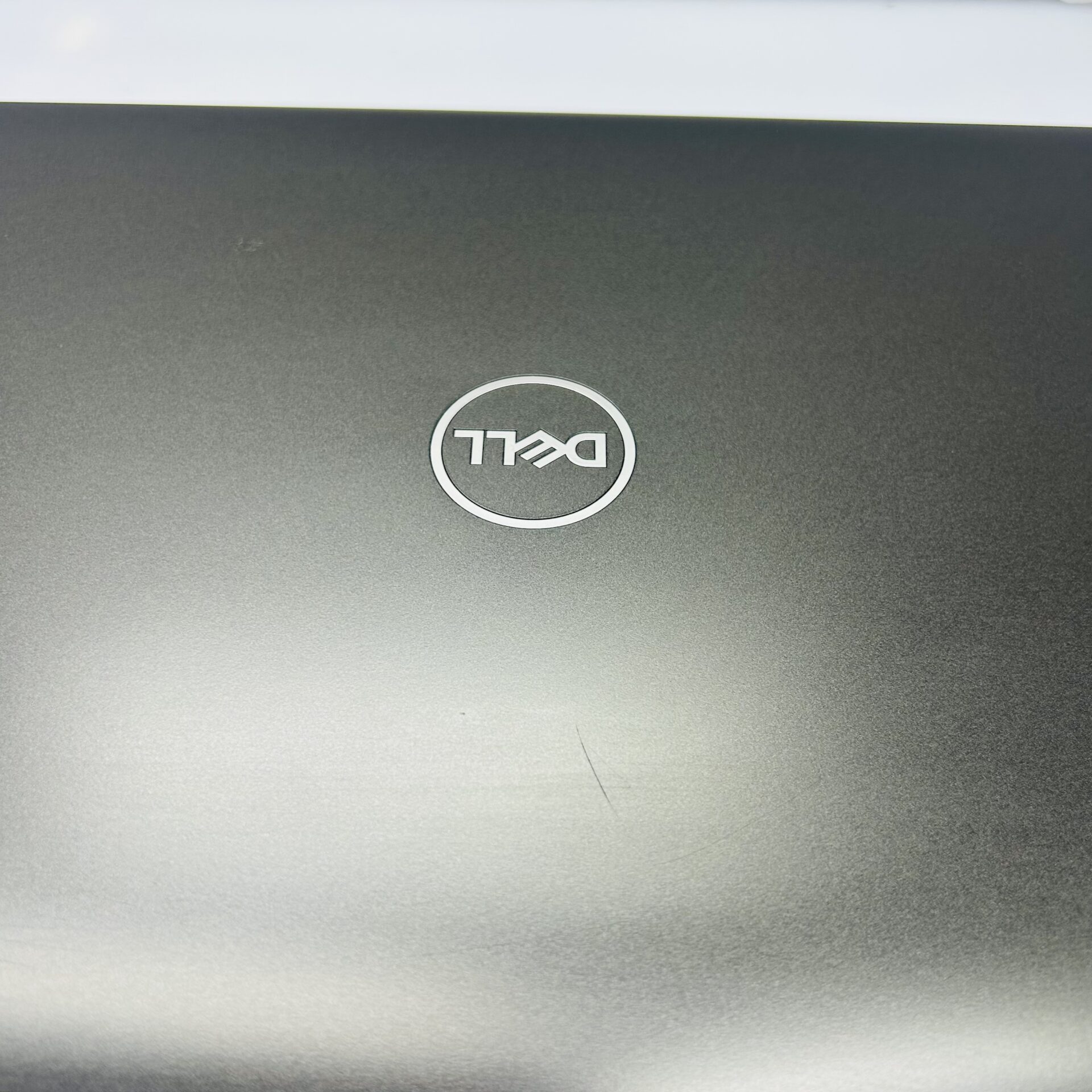 Dell Latitude 5500 "Core i7 8th Gen" 1.90GHz 16GB RAM 512GB SSD Black (Condition: Good) - Image 12