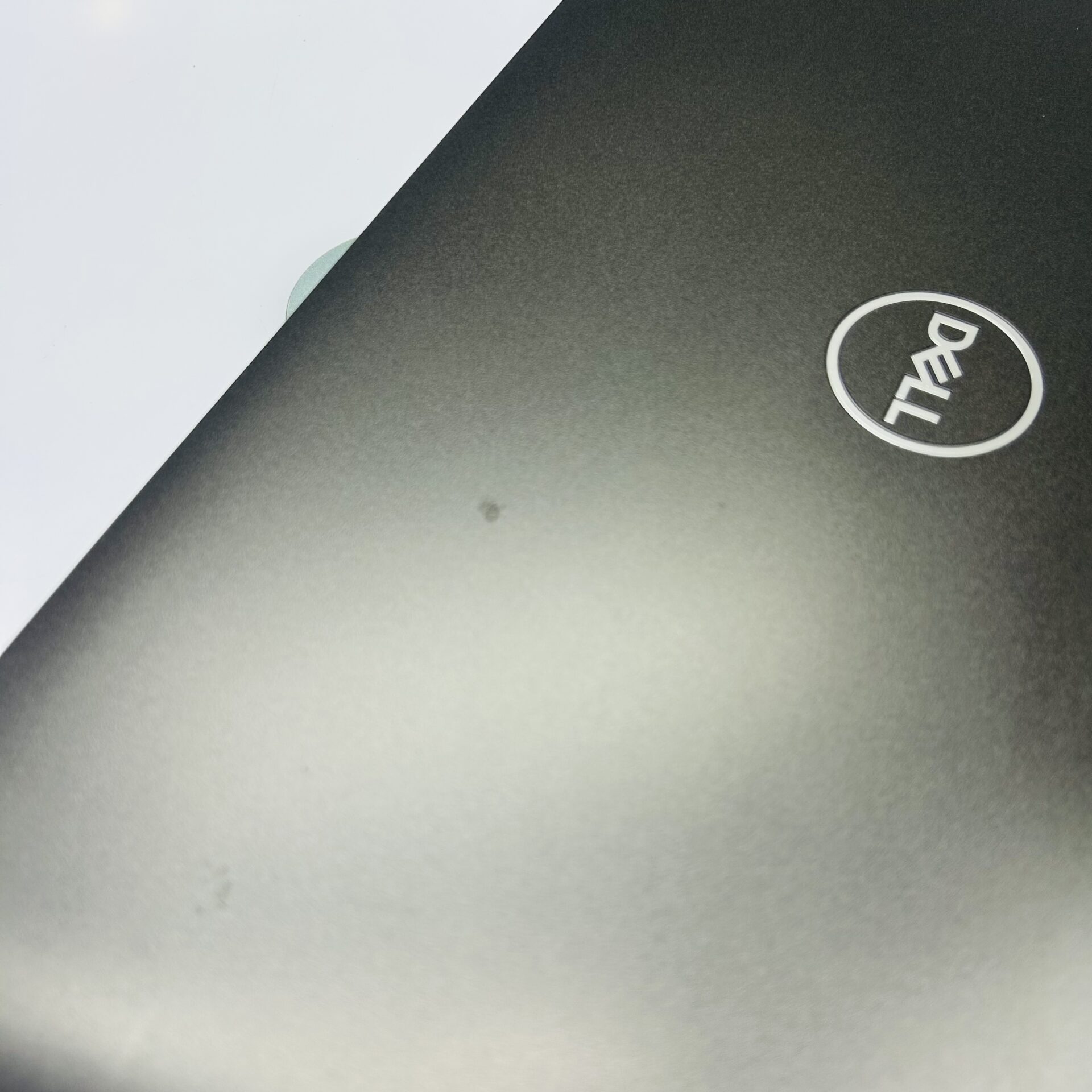 Dell Latitude 5500 "Core i7 8th Gen" 1.90GHz 16GB RAM 512GB SSD Black (Condition: Good) - Image 13