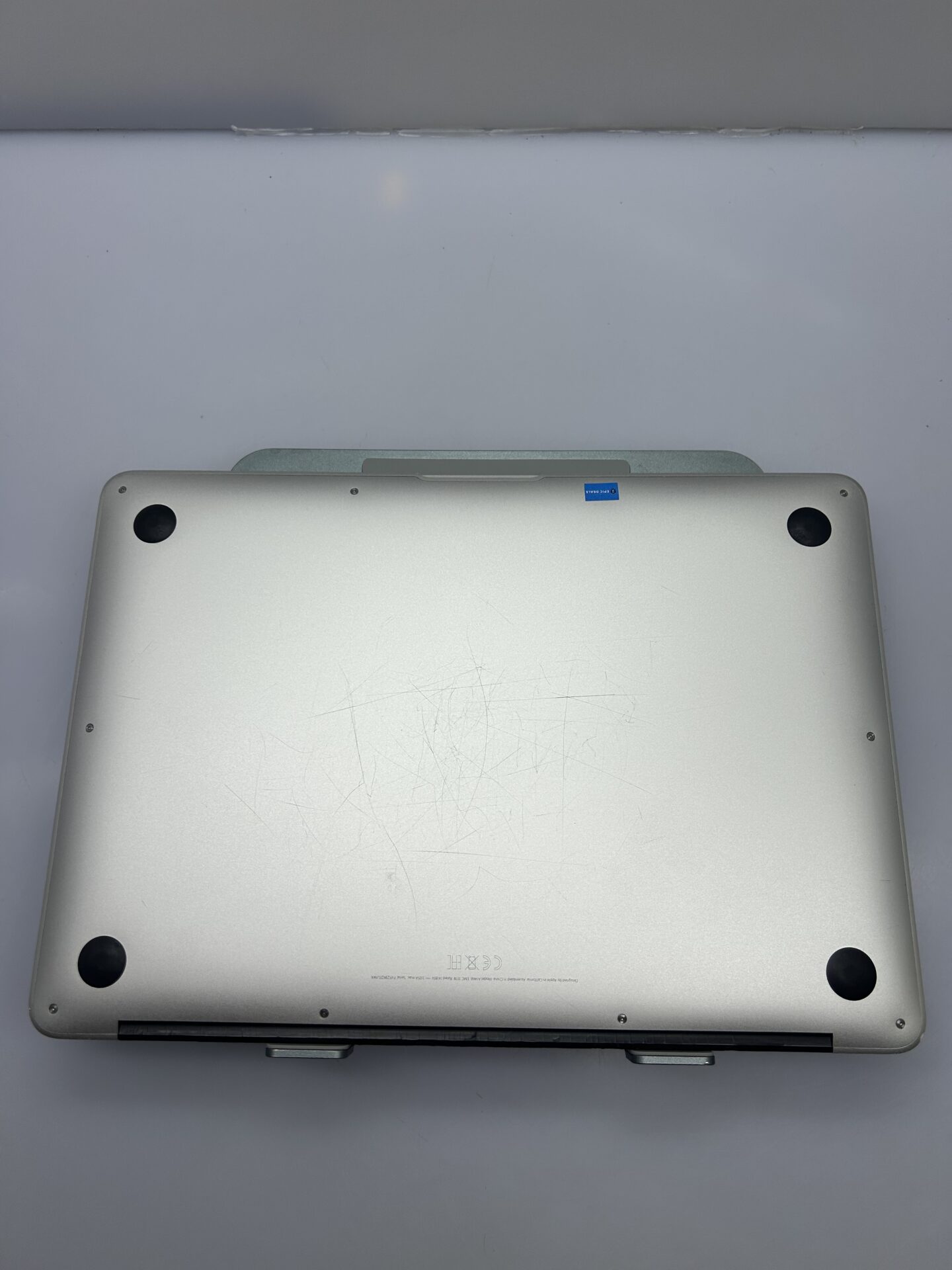 Apple MacBook Air 13-inch "Core i5" 1.8GHz (2017) 8GB RAM 128GB SSD Silver (Condition: Good) - Image 9