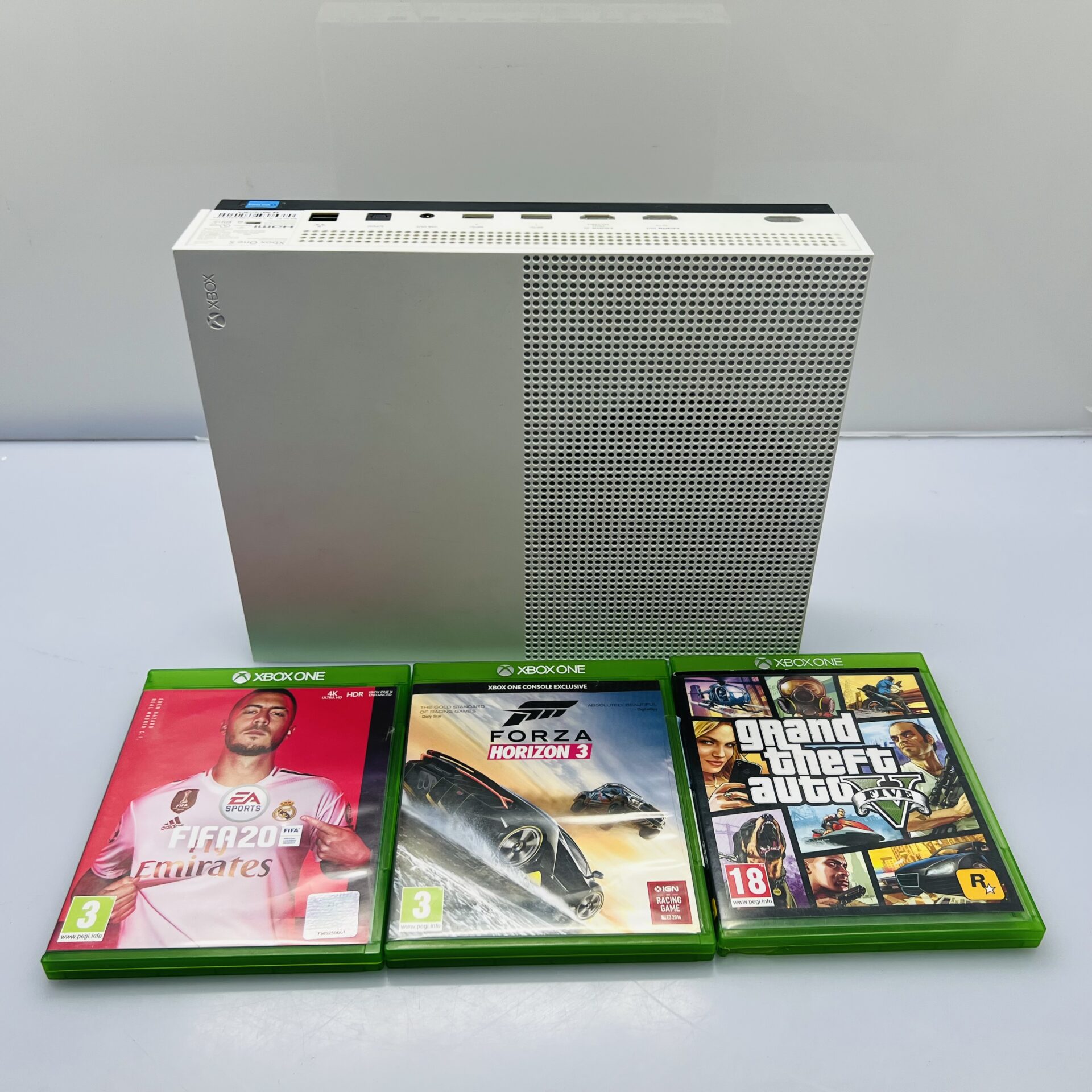 Microsoft Xbox One S 500GB White + HDMI Cable + Power Cable + Controller + 3 Games (Condition: Good) - Image 8