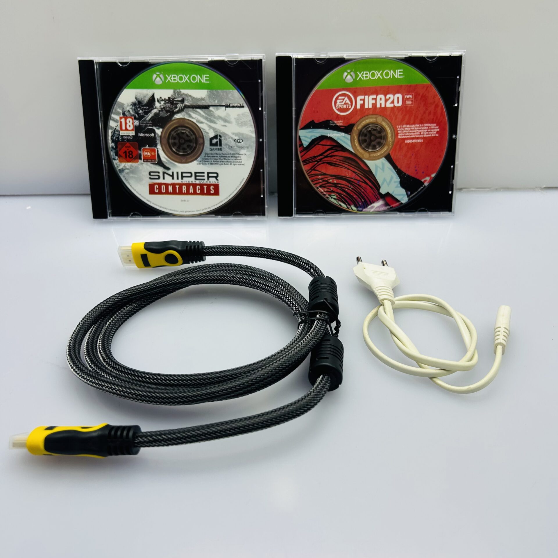Microsoft Xbox One S 1TB White + HDMI Cable + Power Cable + 2 Games (Condition: Good) - Image 13