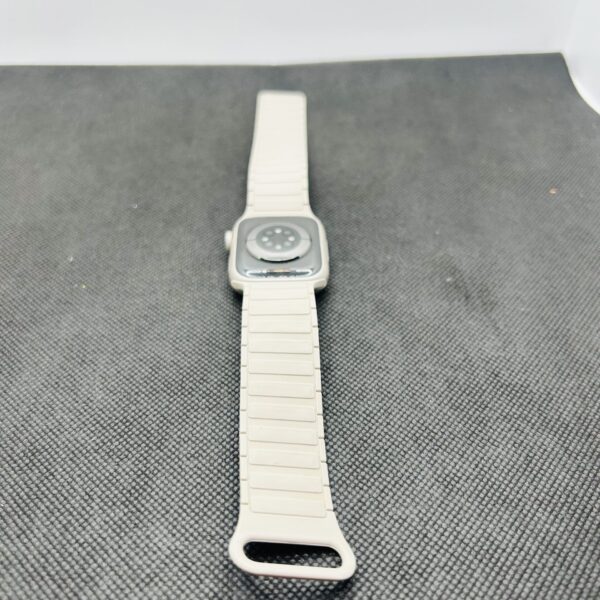 Apple Watch Series 8 41mm GPS Only Starlight (Condition: Good) - Image 10