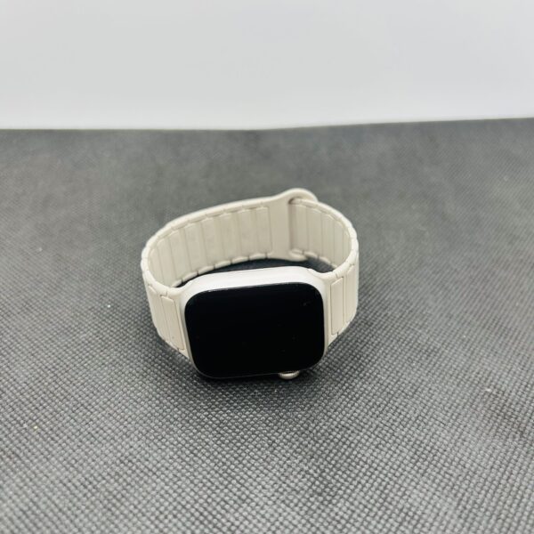 Apple Watch Series 8 41mm GPS Only Starlight (Condition: Good) - Image 13