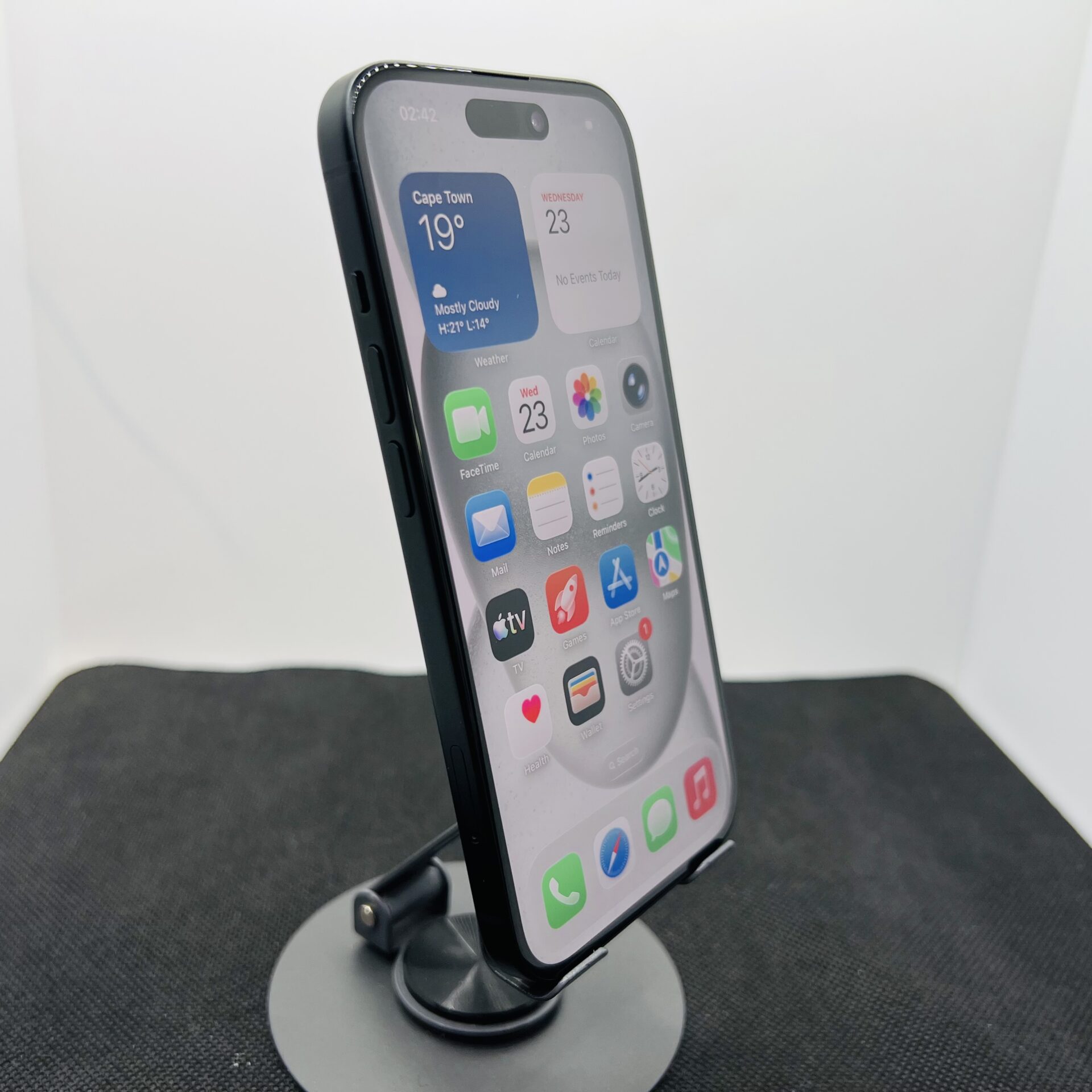 Apple iPhone 15 128GB Black (Condition: Excellent) - Image 3