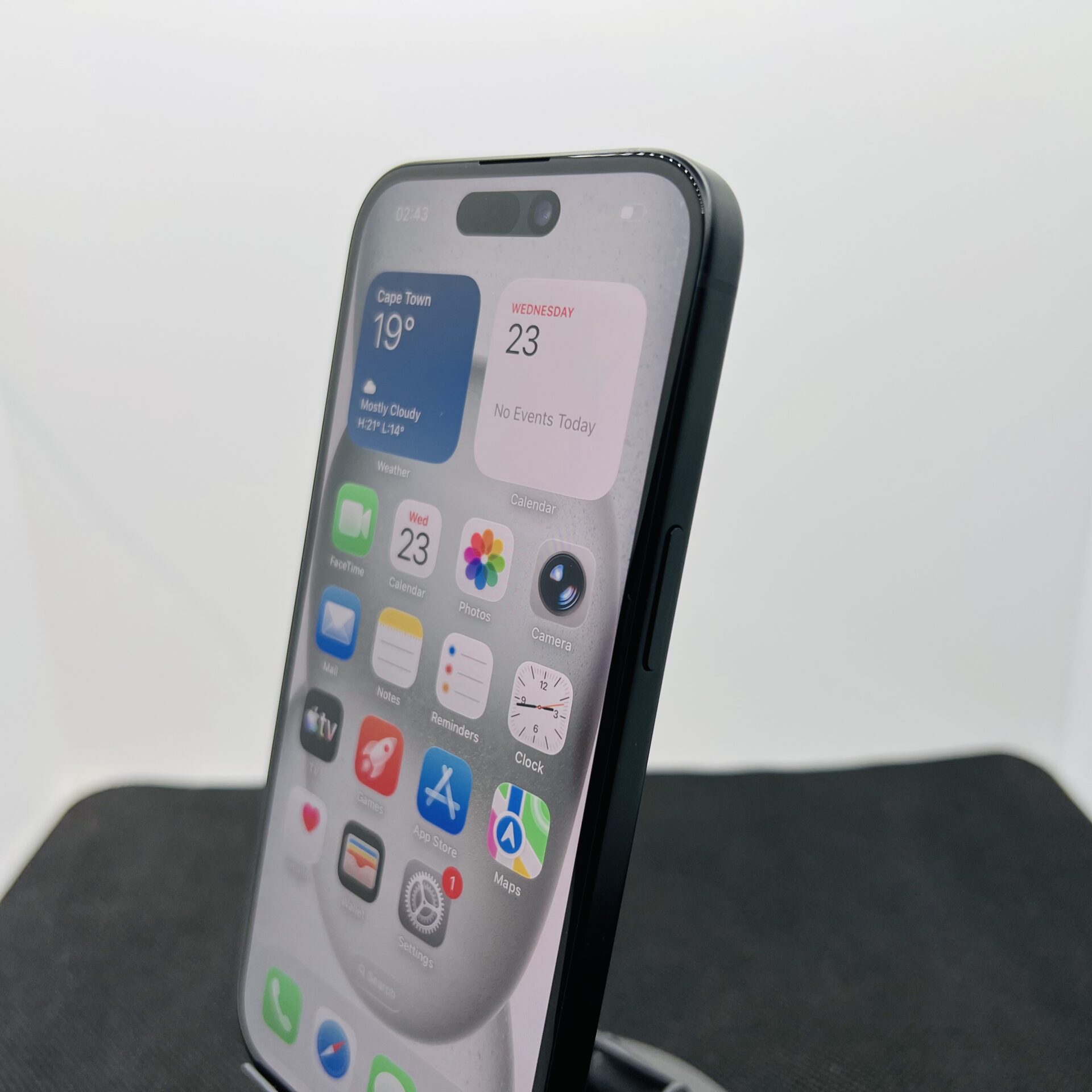 Apple iPhone 15 128GB Black (Condition: Excellent) - Image 6