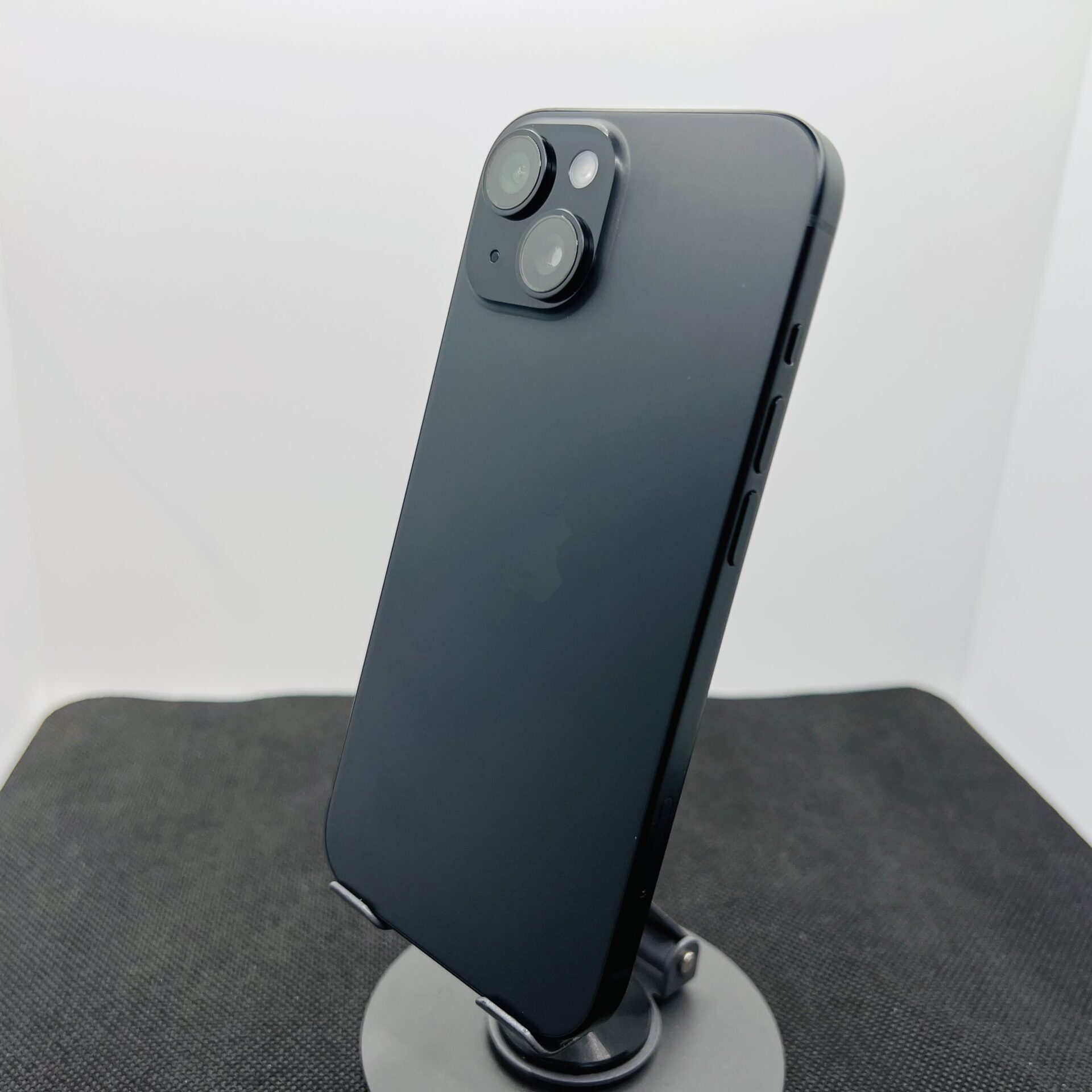 Apple iPhone 15 128GB Black (Condition: Excellent) - Image 8