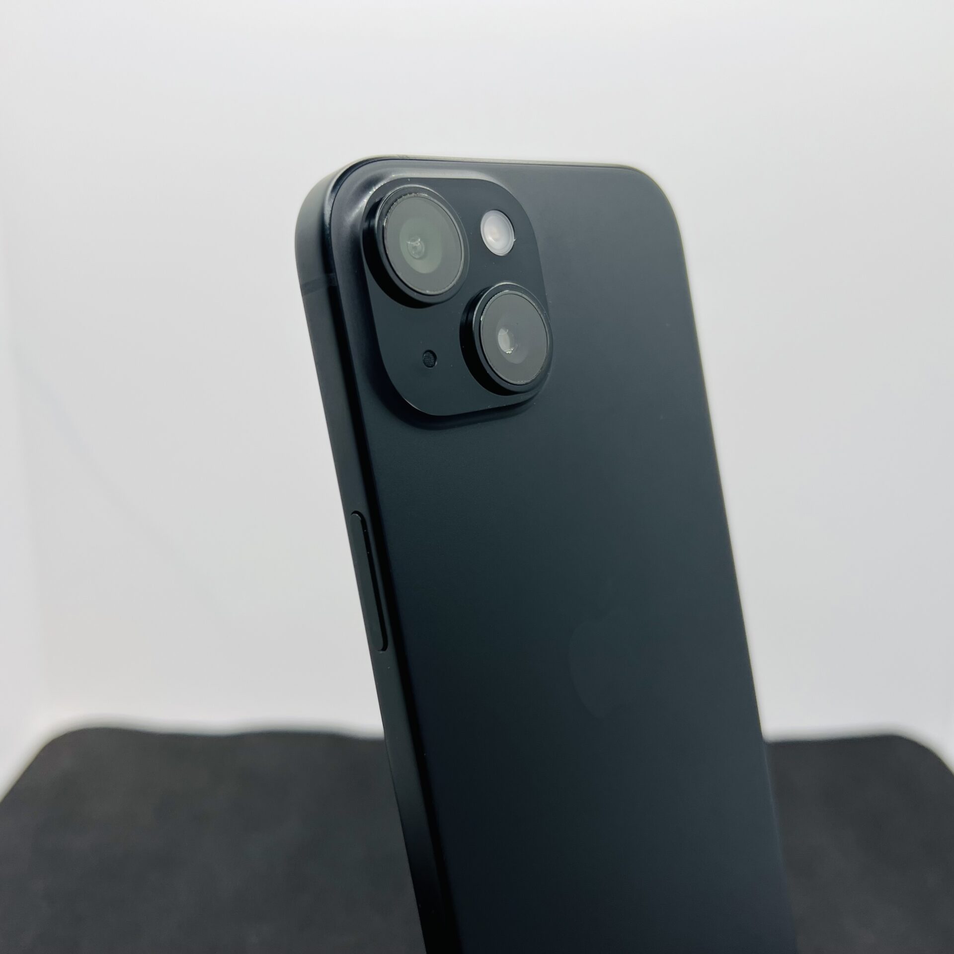 Apple iPhone 15 128GB Black (Condition: Excellent) - Image 10