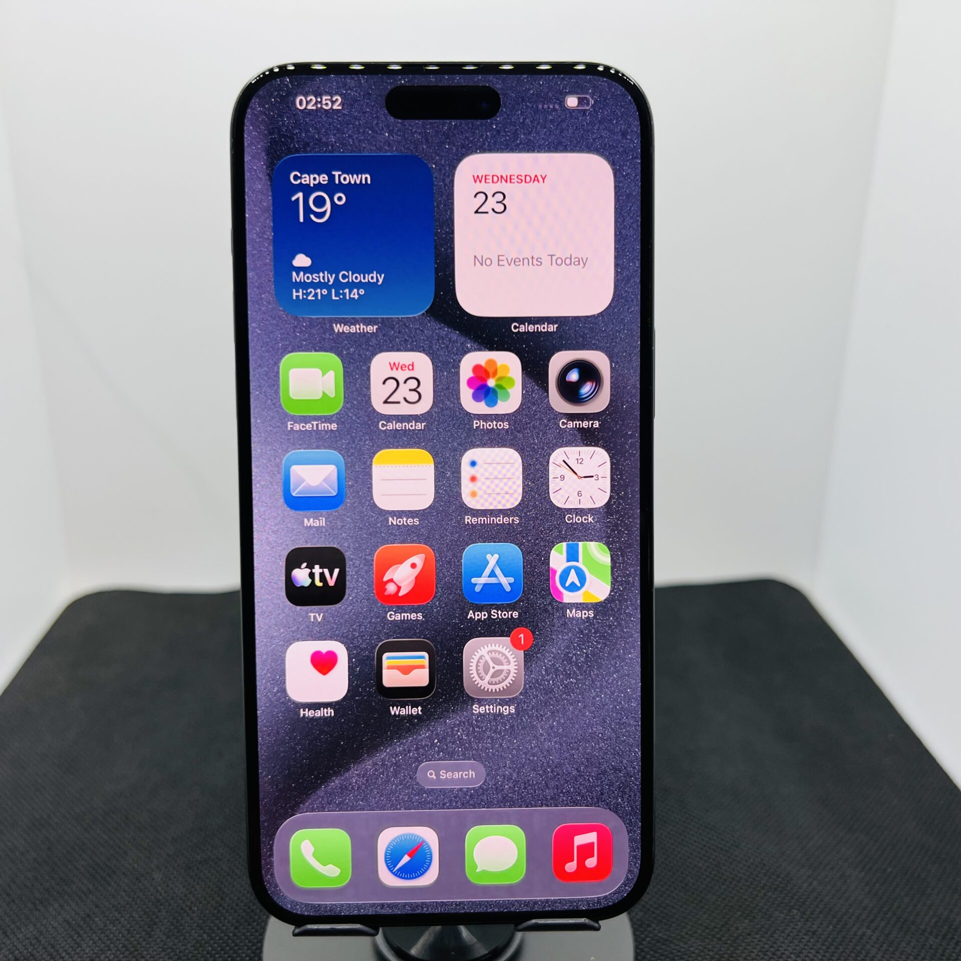 Apple iPhone 15 Pro Max 256GB Blue Titanium (Condition: Good) - Image 2