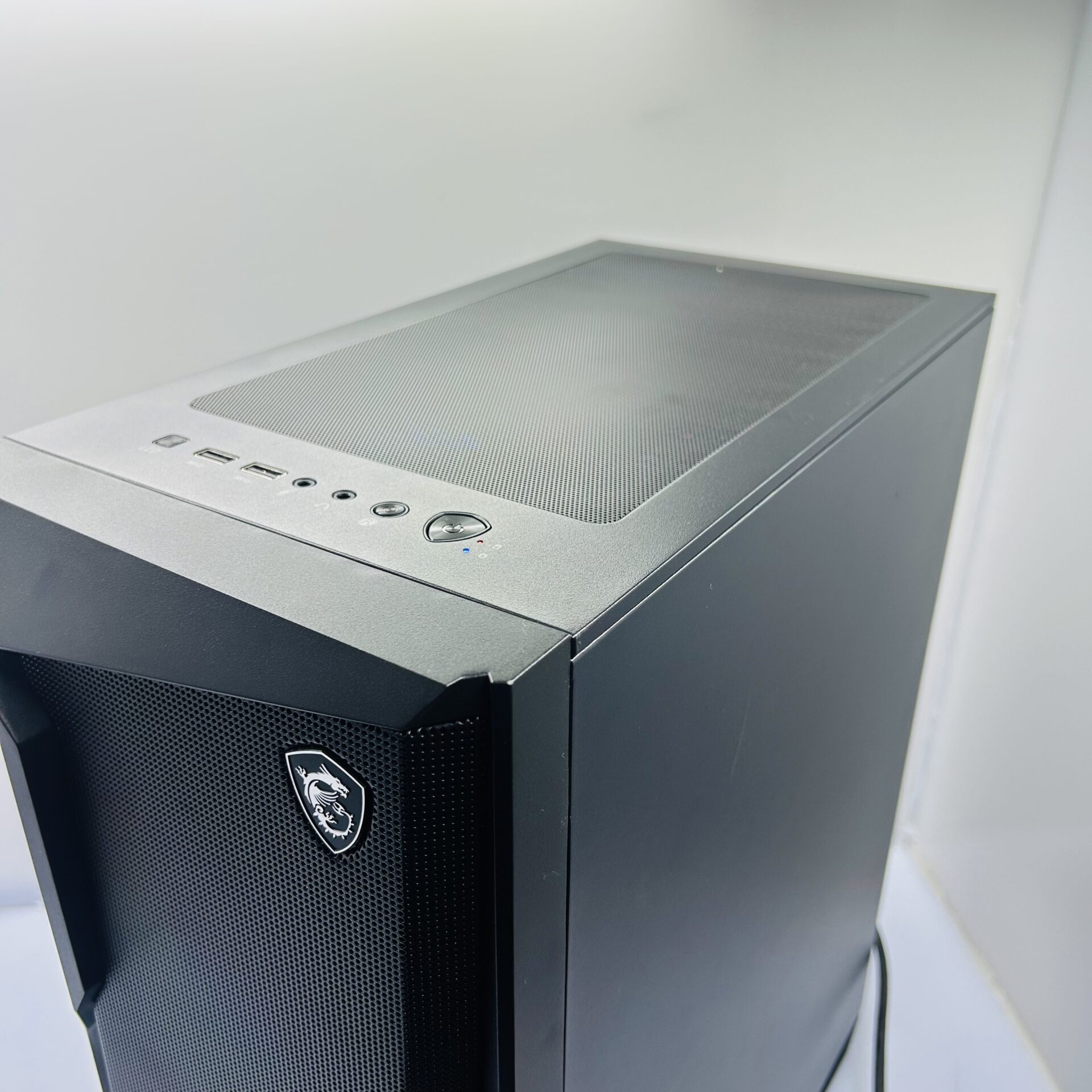 COMBO DEAL: Custom PC Gaming Box + Cooler Master GM27-FFS Monitor + Steelseries Aerox 3 Gaming Mouse + Logitech G915 TKL Keyboard (Condition: Good) - Image 8