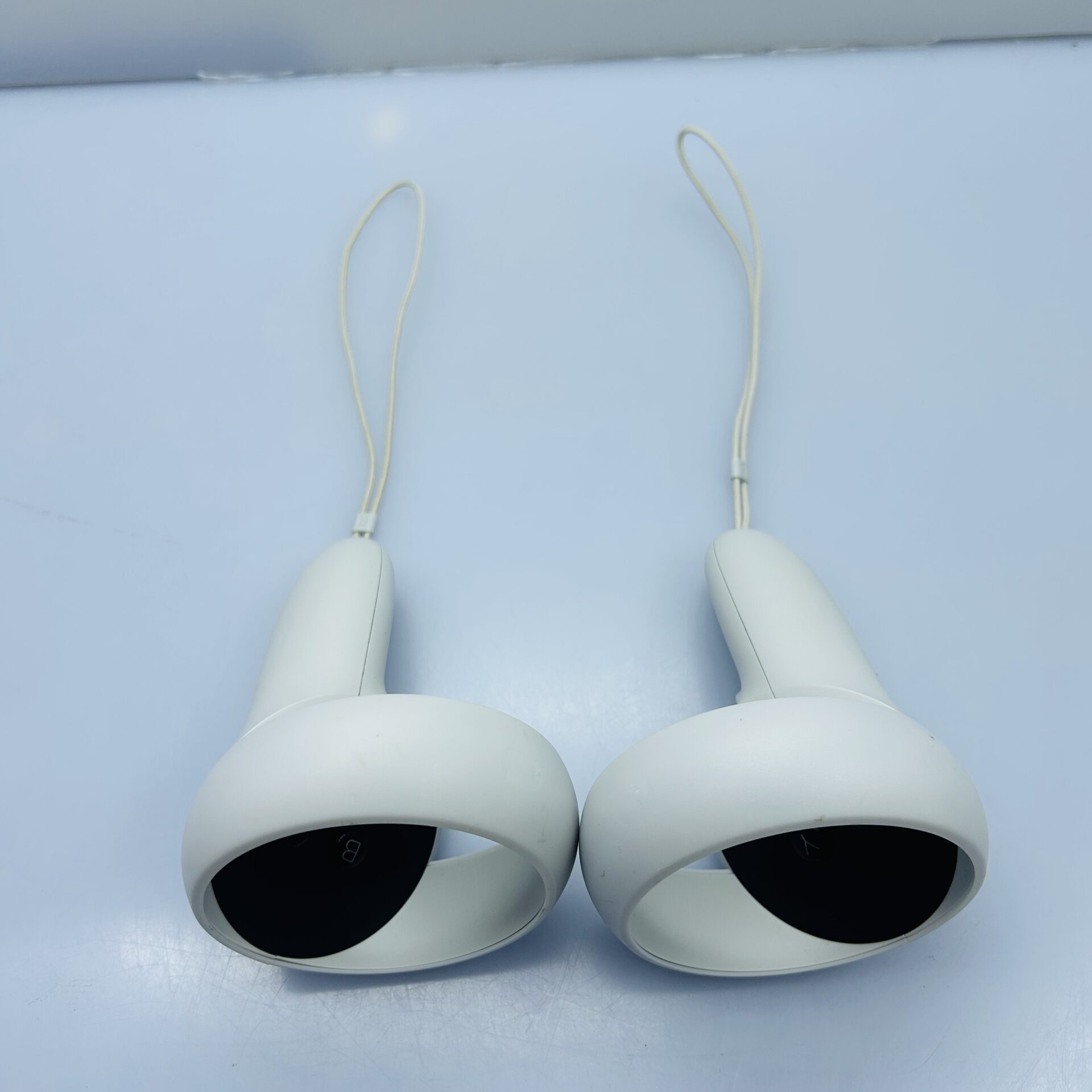 Meta Oculus Quest 2 128GB White - Fast Battery Drain (Condition: Good) - Image 6