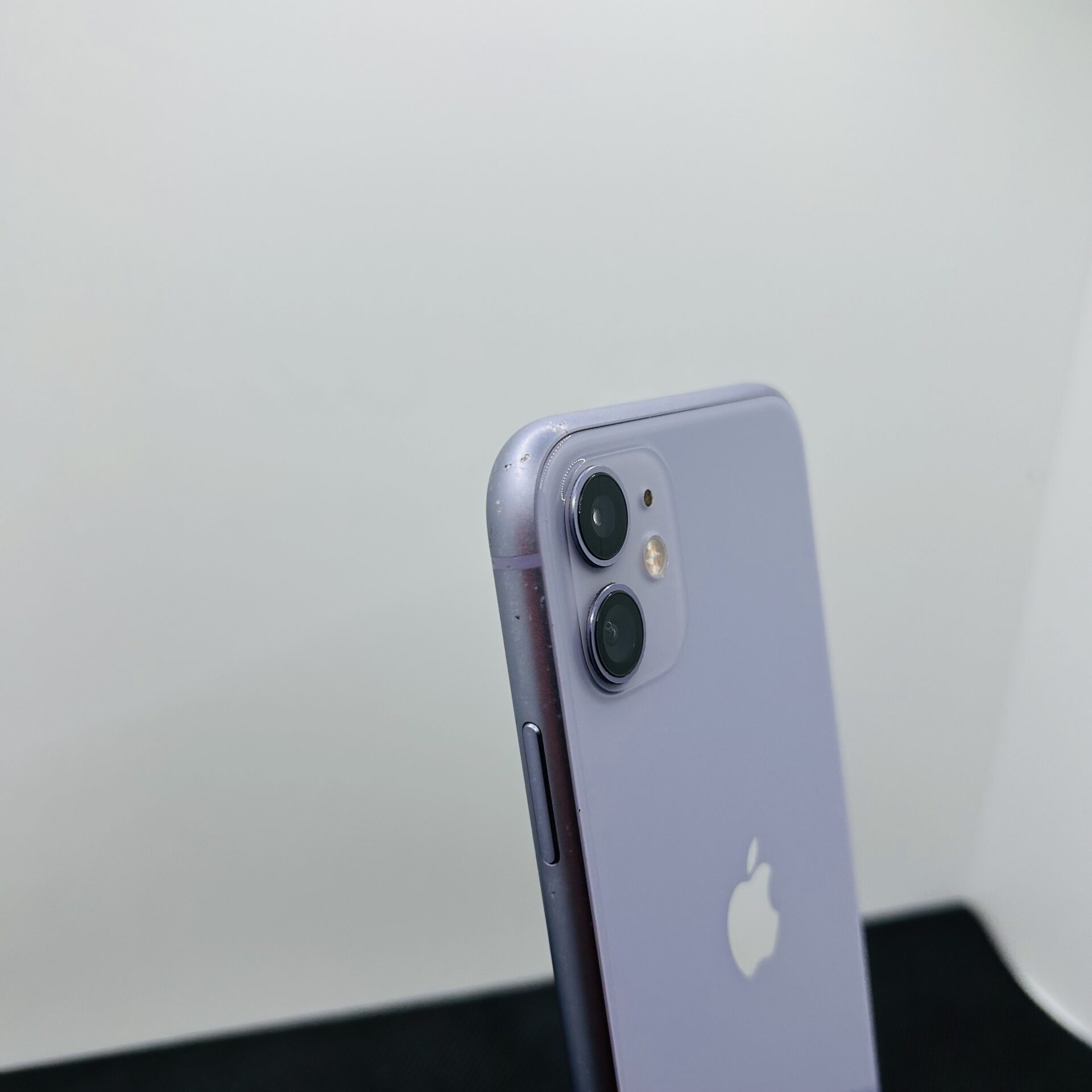 Apple iPhone 11 256GB Purple (Condition: Good) - Image 9
