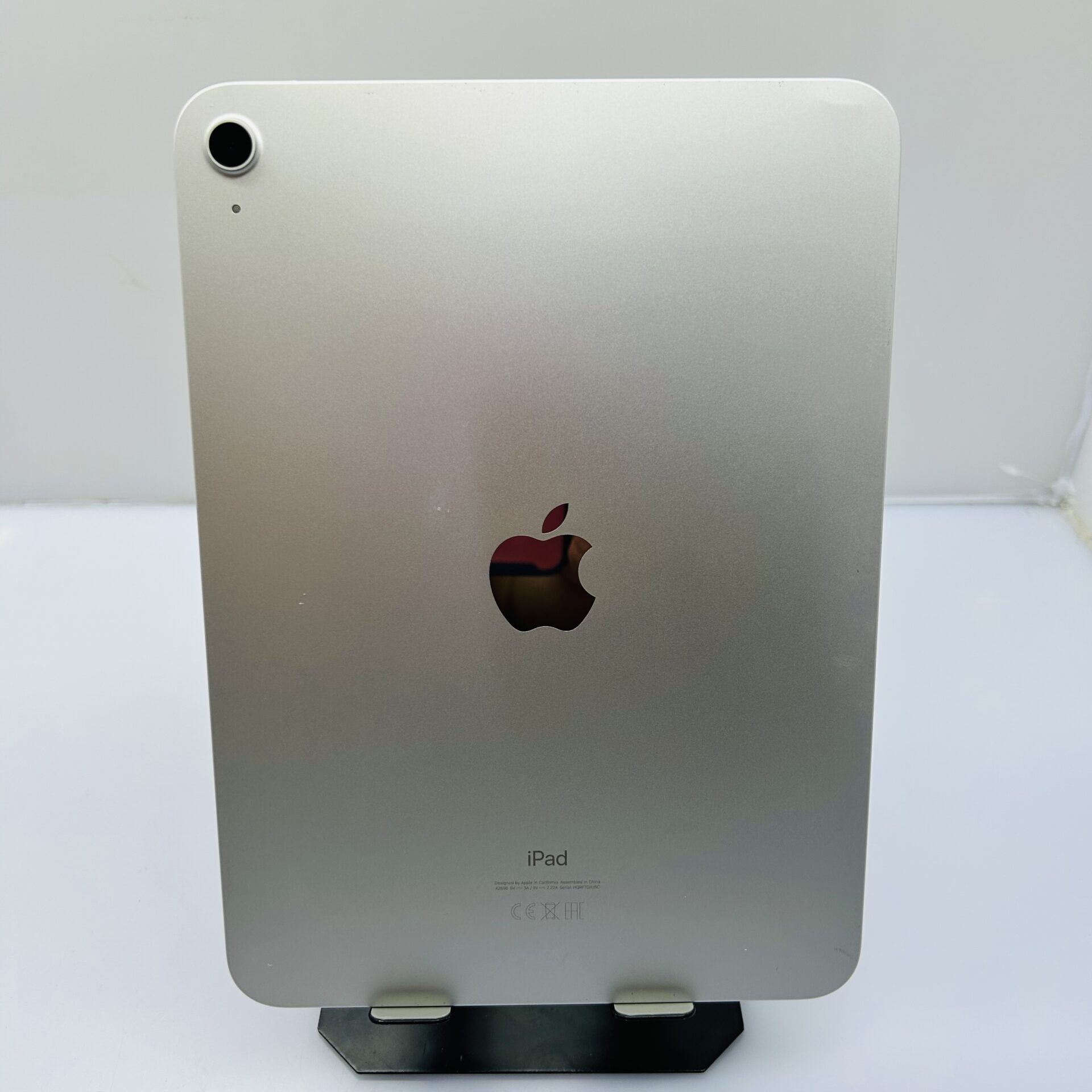 Apple iPad 10.2 10th Gen 64GB (WiFi Only) Silver (Condition: Good) - Image 8