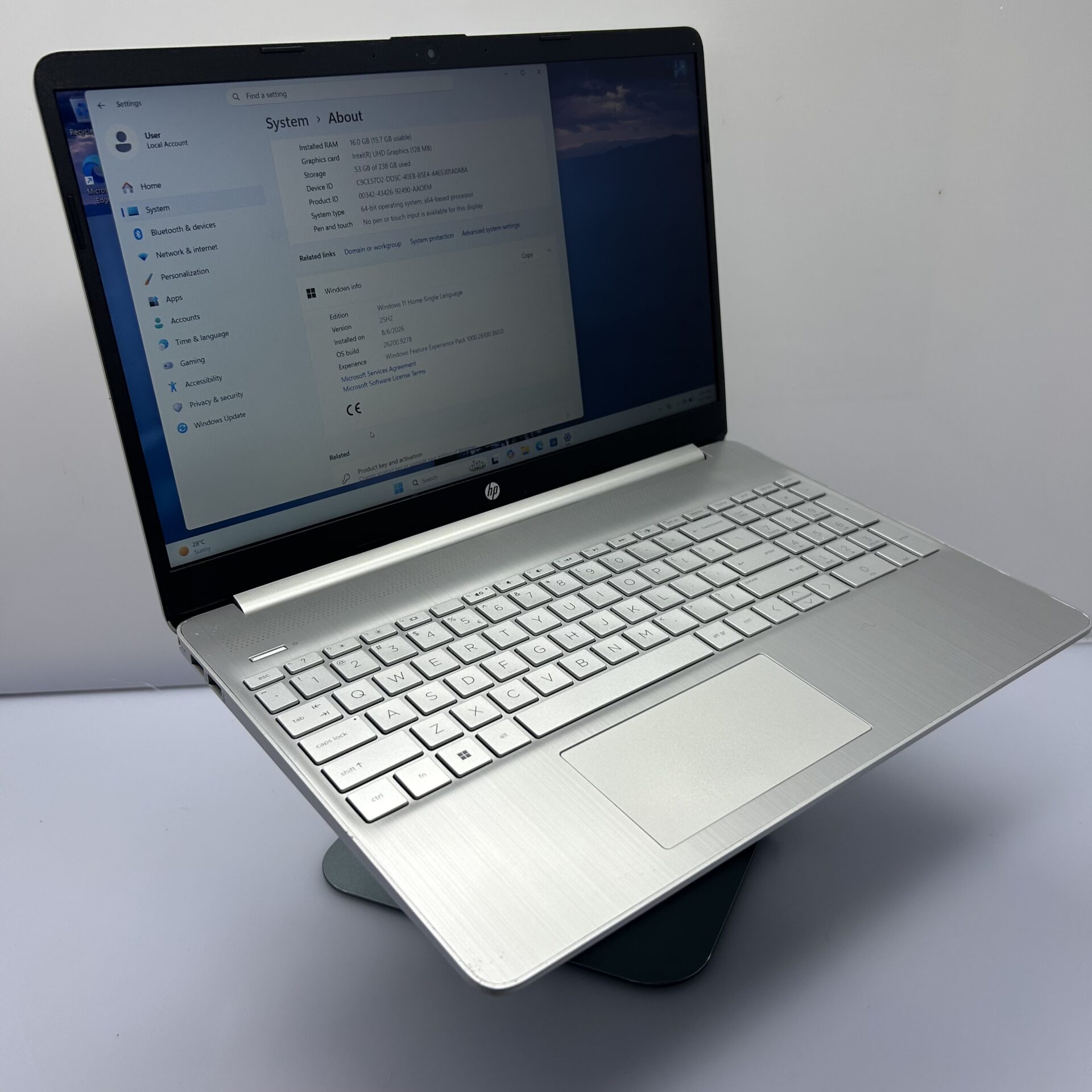 HP 15s-fq5023ni 12th Gen "Core i3" 1.20 GHz 16GB RAM 256GB SSD Natural Silver (Condition: Good) - Image 3