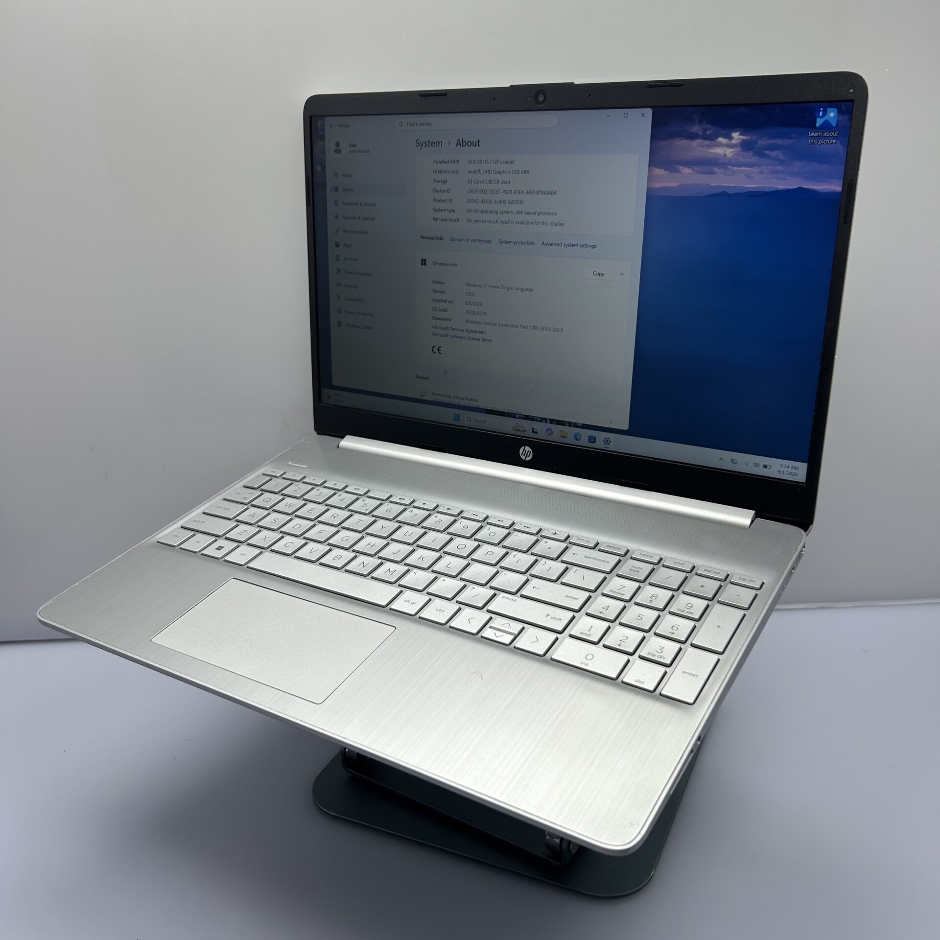 HP 15s-fq5023ni 12th Gen "Core i3" 1.20 GHz 16GB RAM 256GB SSD Natural Silver (Condition: Good) - Image 4