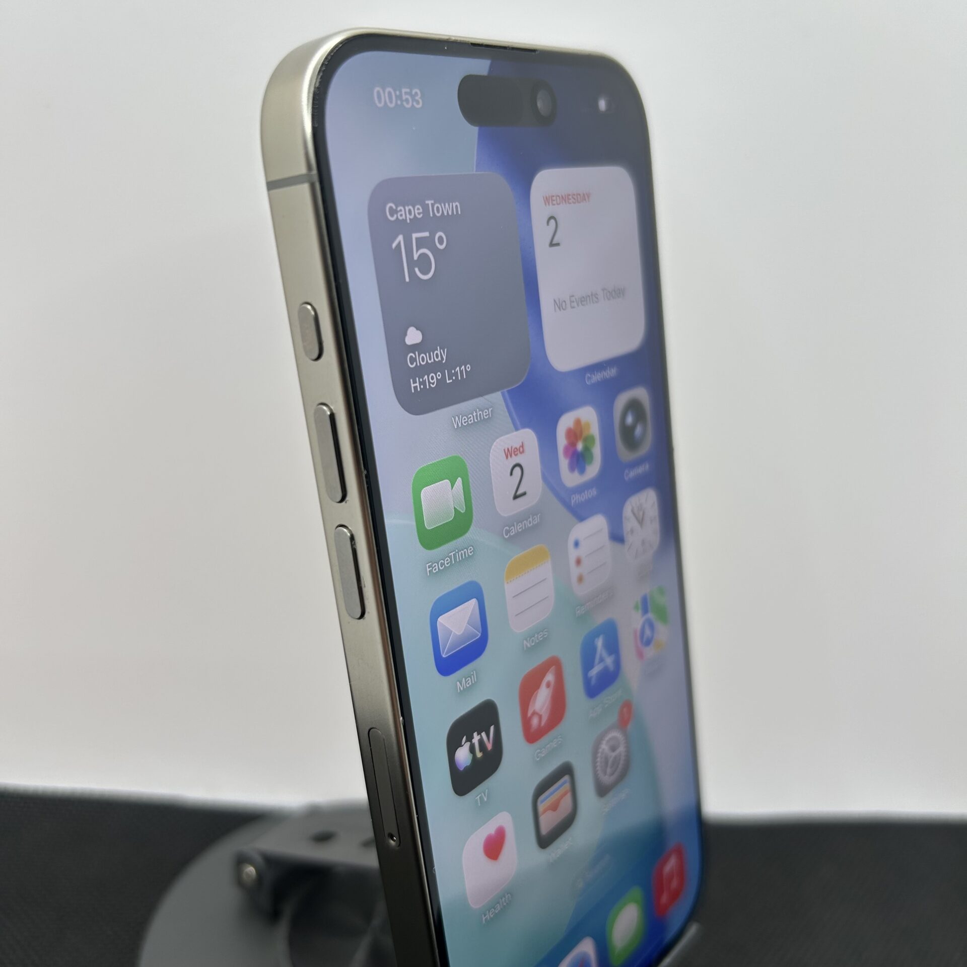 Apple iPhone 15 Pro 256GB Natural Titanium (Condition: Good) - Image 4