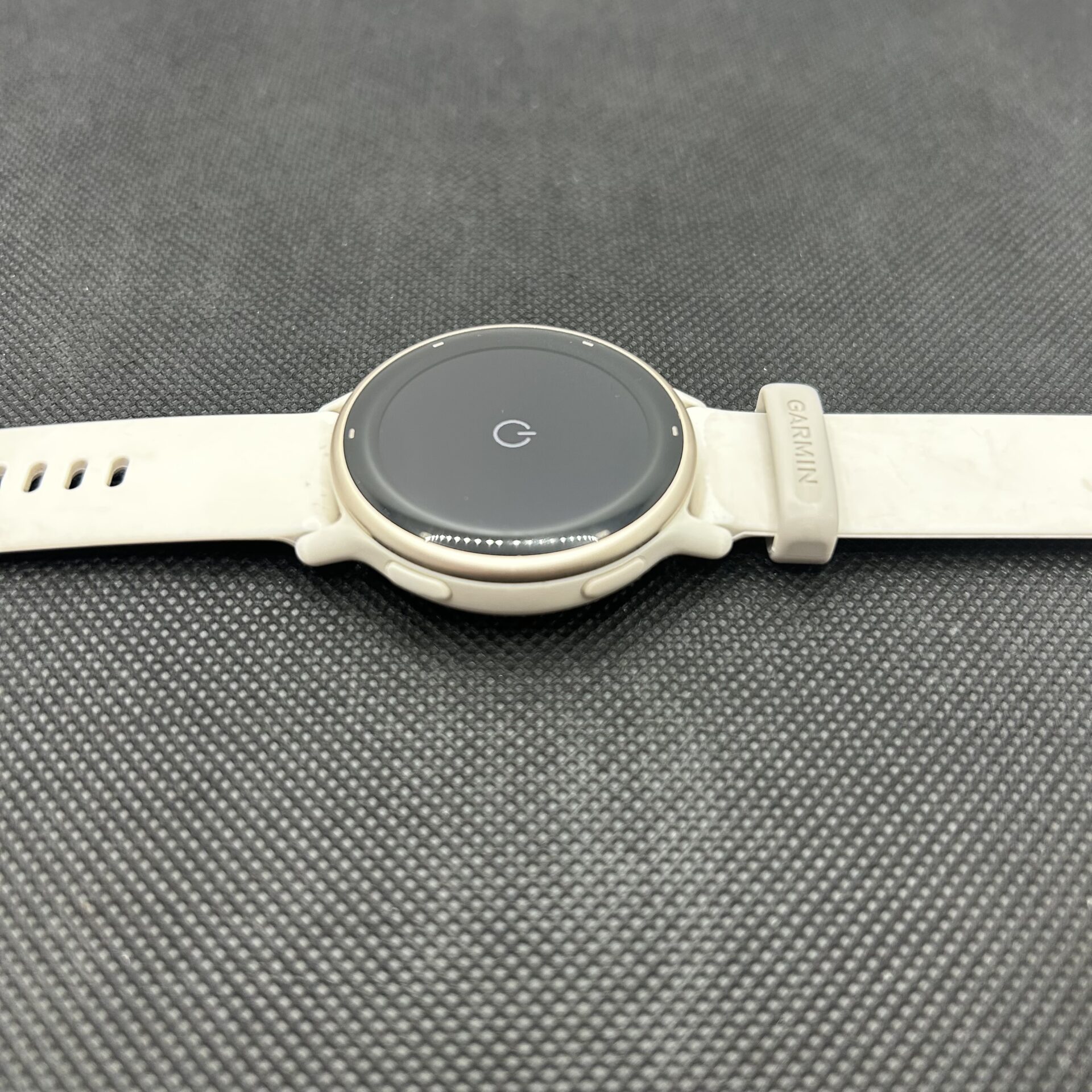 Garmin Vivoactive 5 Ivory Cream Gold Aluminum Bezel (Condition: Good) - Image 4