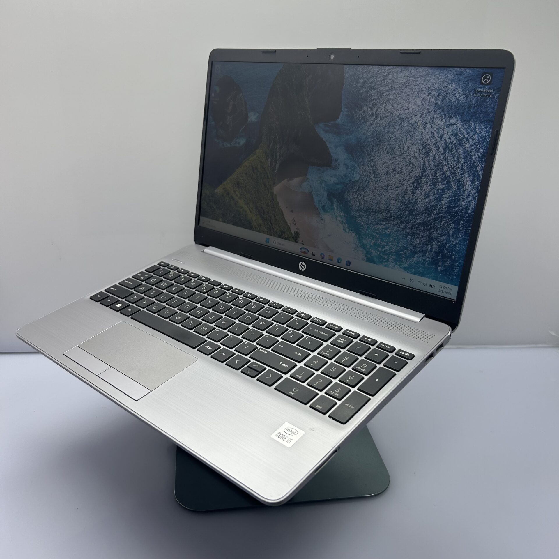 HP 250 G8 10th Gen “Core i5” 1.19GHz 16GB RAM 512GB SSD Asteroid Silver (Condition: Good) - Image 4
