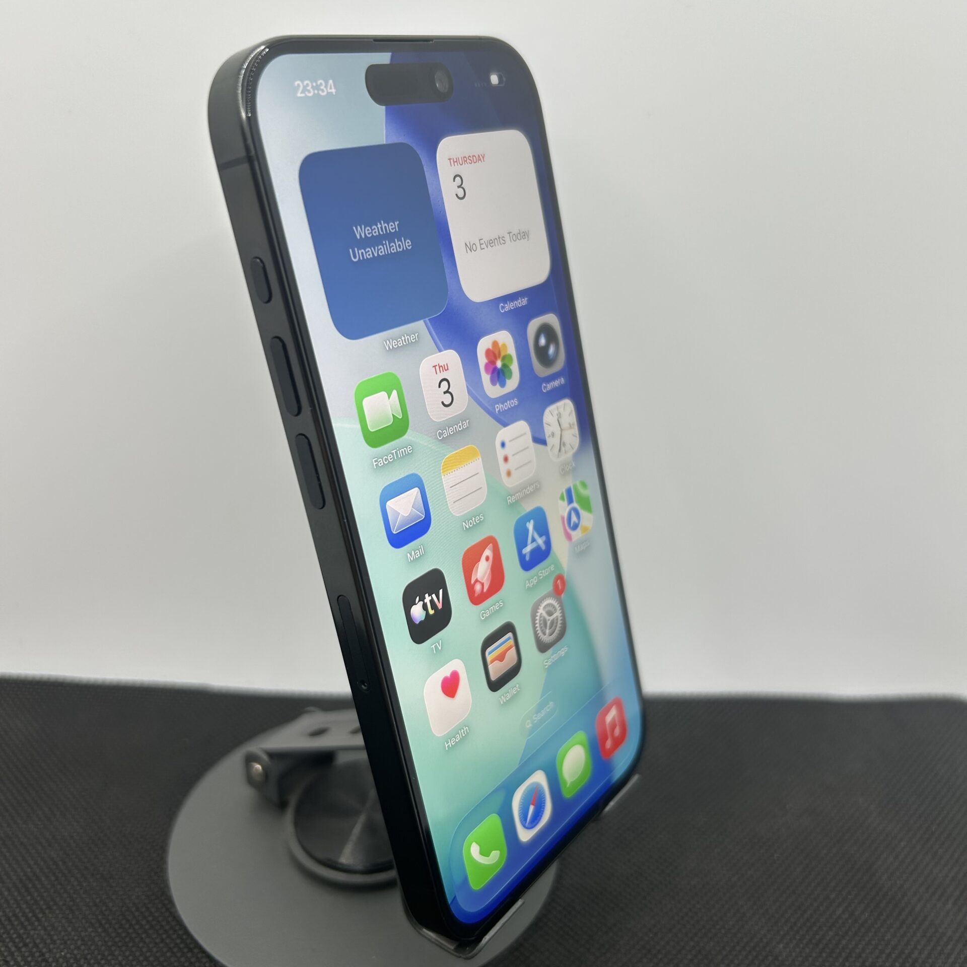 Apple iPhone 15 Pro 128GB Black Titanium – No NFC (Tap To Pay) (Condition: Good) - Image 3