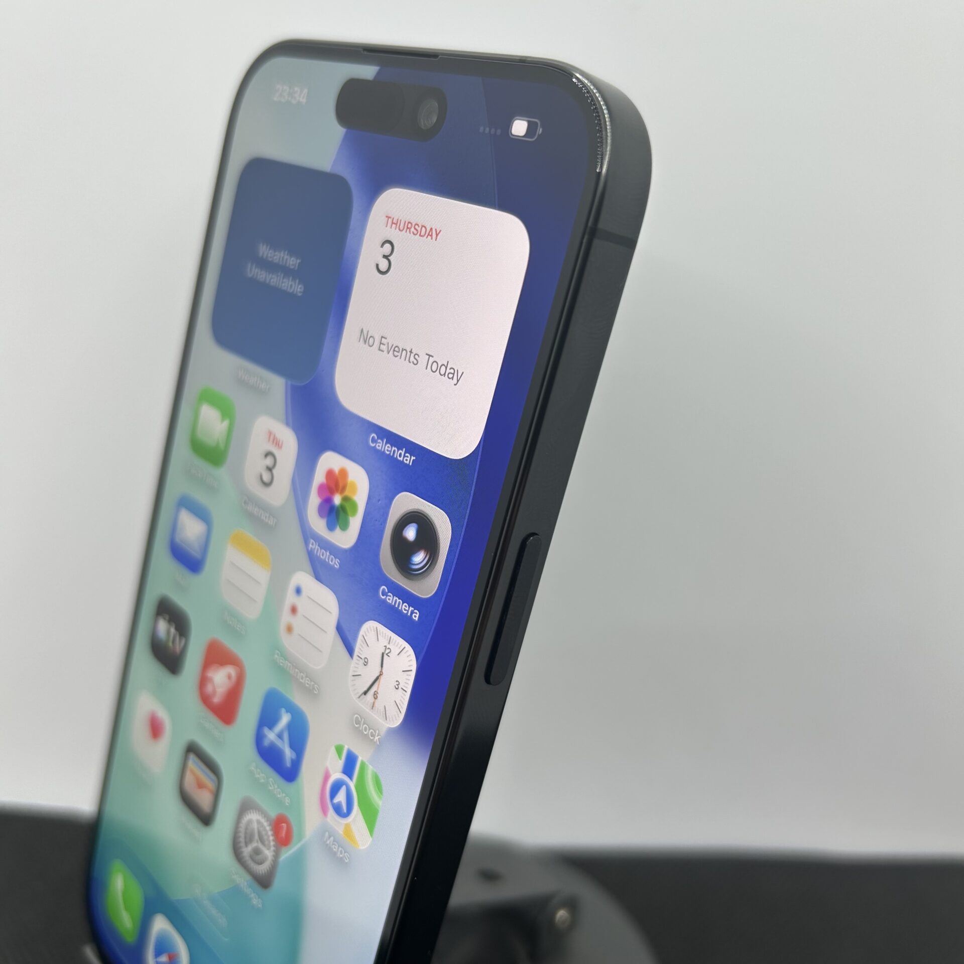 Apple iPhone 15 Pro 128GB Black Titanium – No NFC (Tap To Pay) (Condition: Good) - Image 6