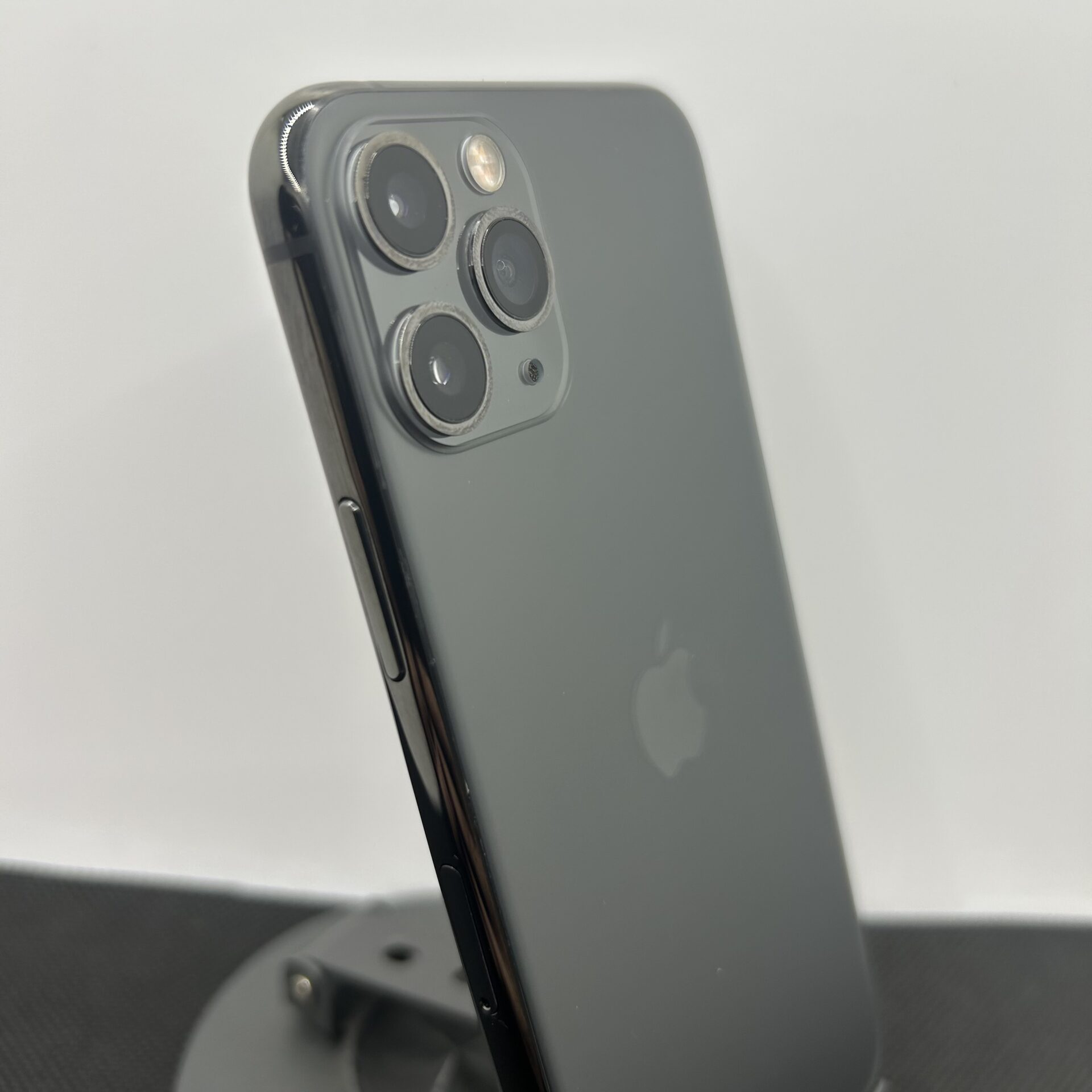 Apple iPhone 11 Pro 256GB Space Gray - Face ID Not Working, NFC Not Working (Condition: Good) - Image 8