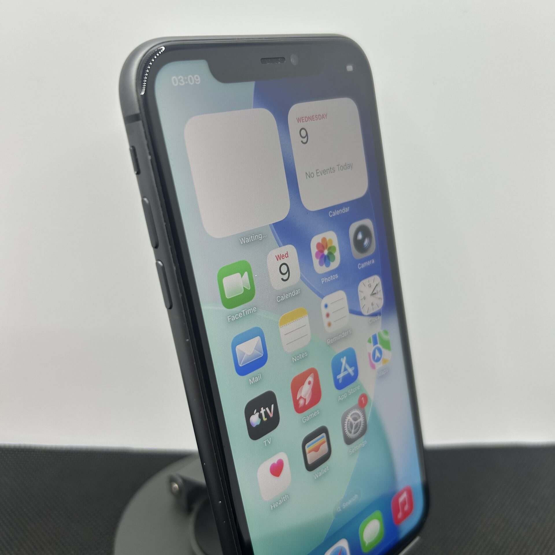 Apple iPhone 11 256GB Black (Condition: Good) - Image 4