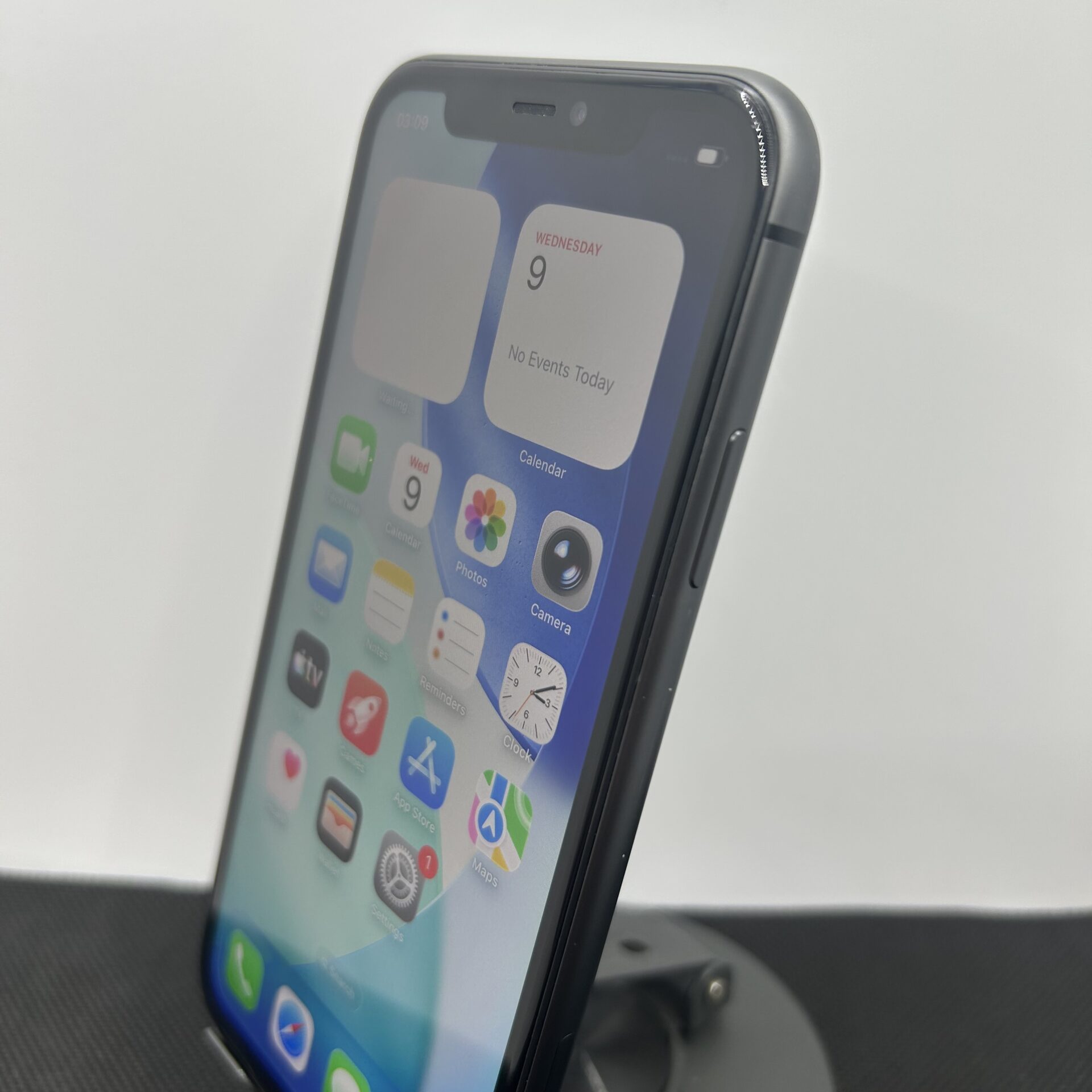 Apple iPhone 11 256GB Black (Condition: Good) - Image 6