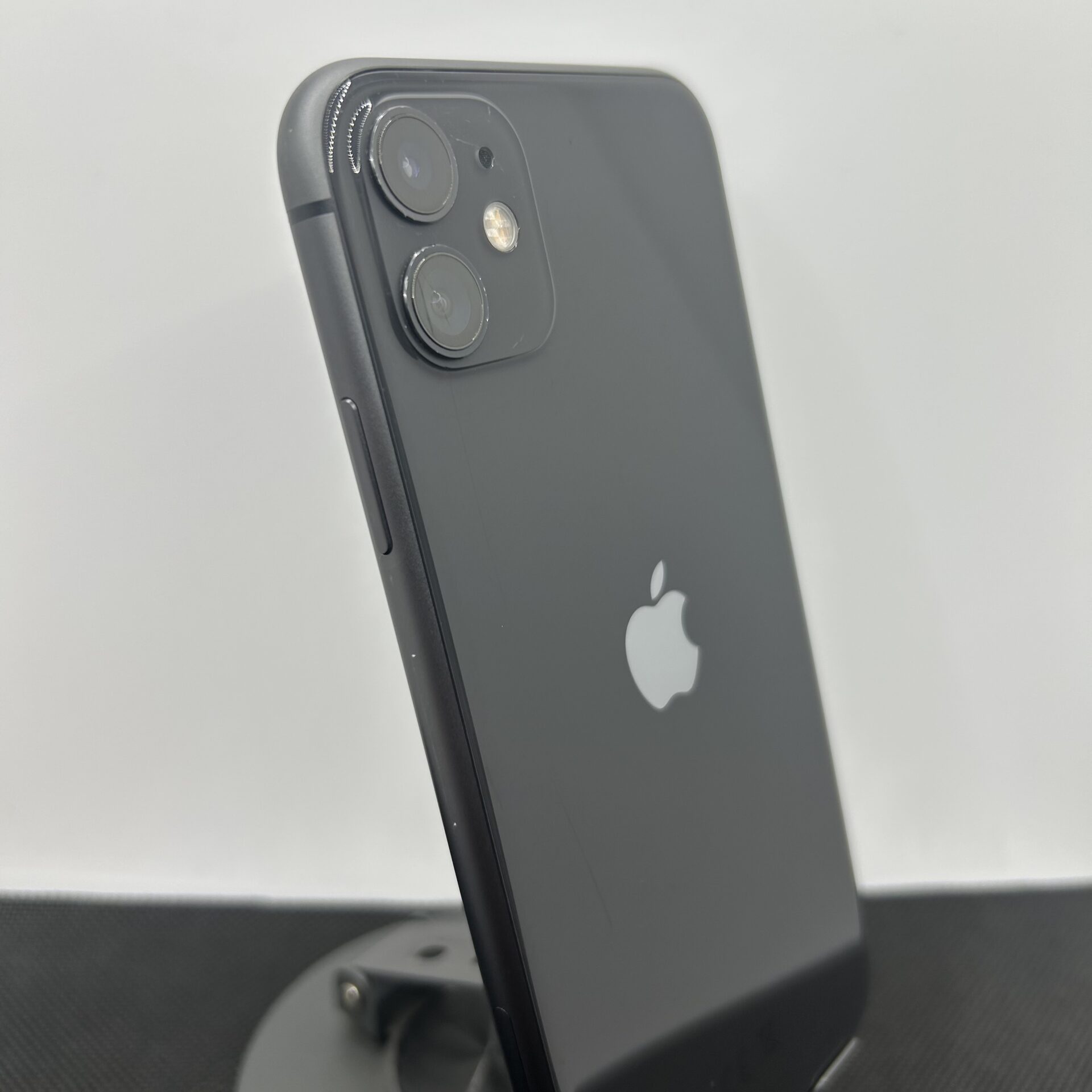 Apple iPhone 11 256GB Black (Condition: Good) - Image 8