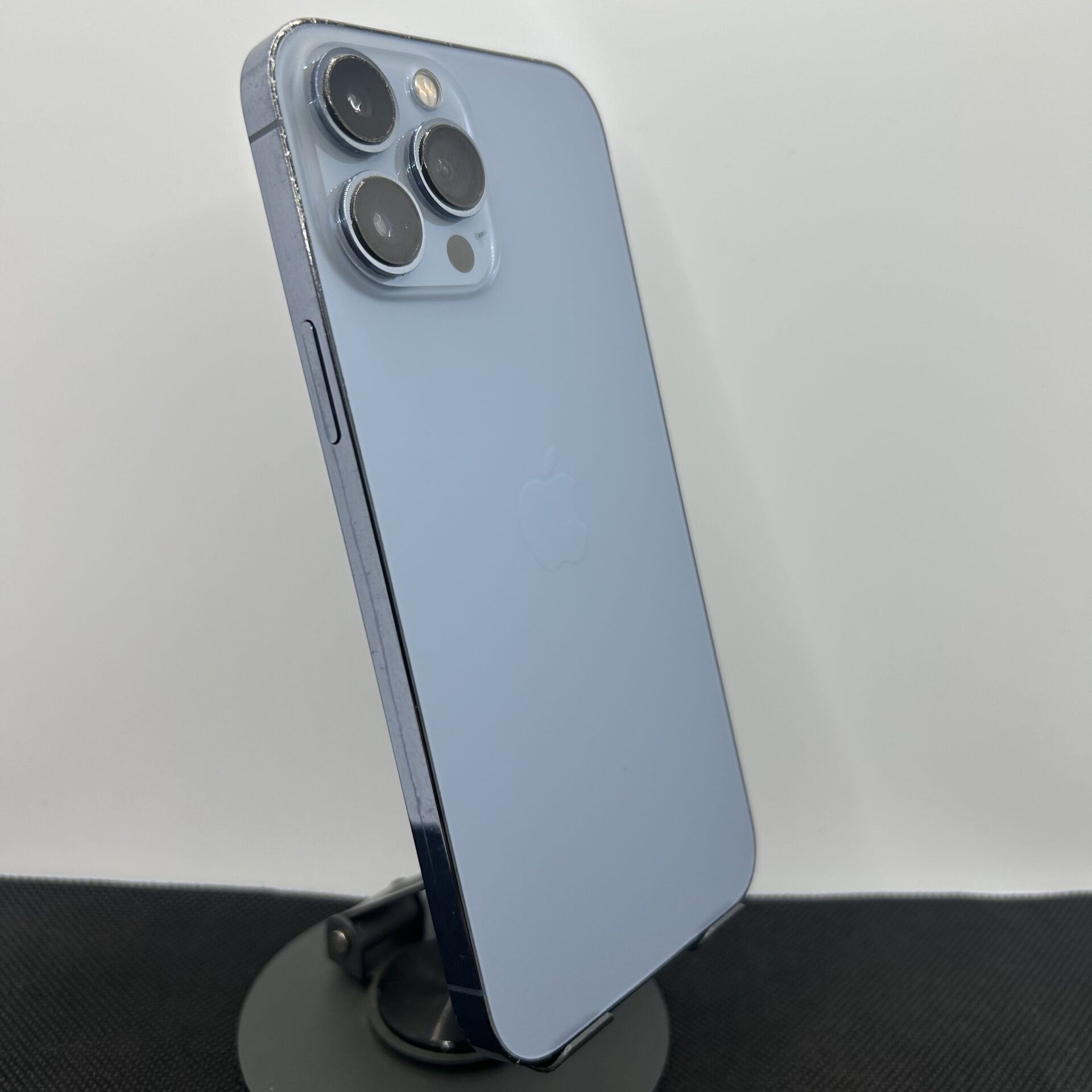 Apple iPhone 13 Pro Max 256GB Sierra Blue (Condition: Good) - Image 7