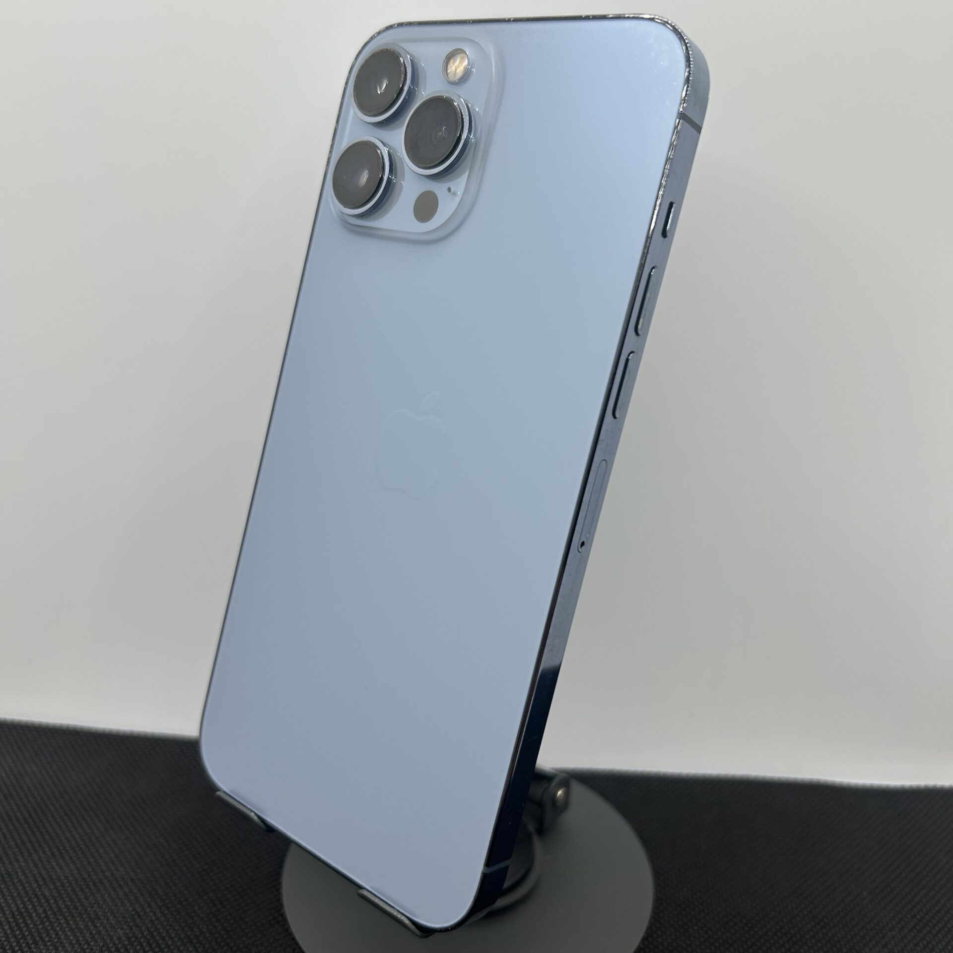 Apple iPhone 13 Pro Max 256GB Sierra Blue (Condition: Good) - Image 9