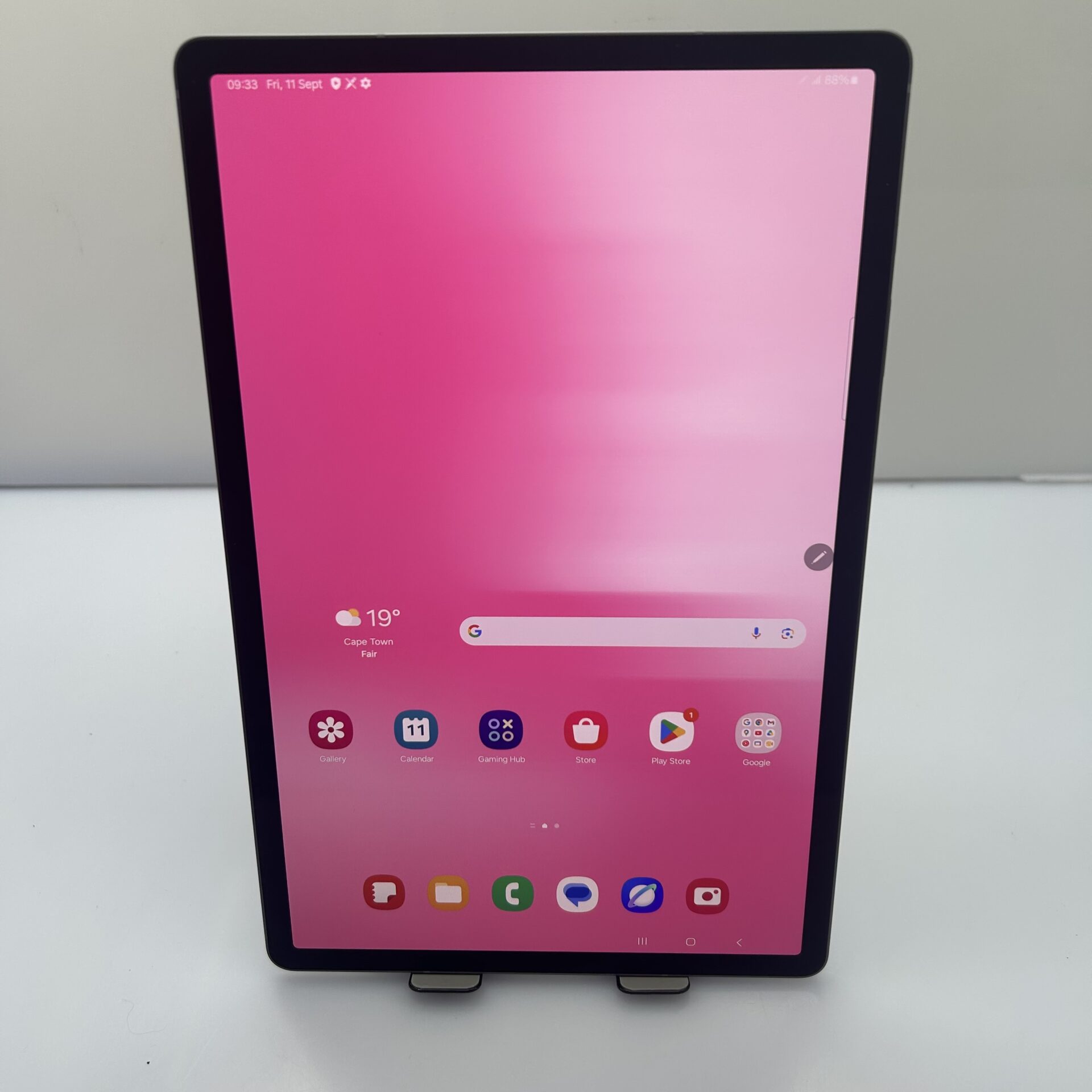 Samsung Galaxy Tab S10+ 5G 256GB (WiFi/Cellular) Moonstone Gray + Sealed Samsung Book Cover Keyboard-AI Key + Sealed Samsung 45W Power Adapter (Condition: Excellent) - Image 2