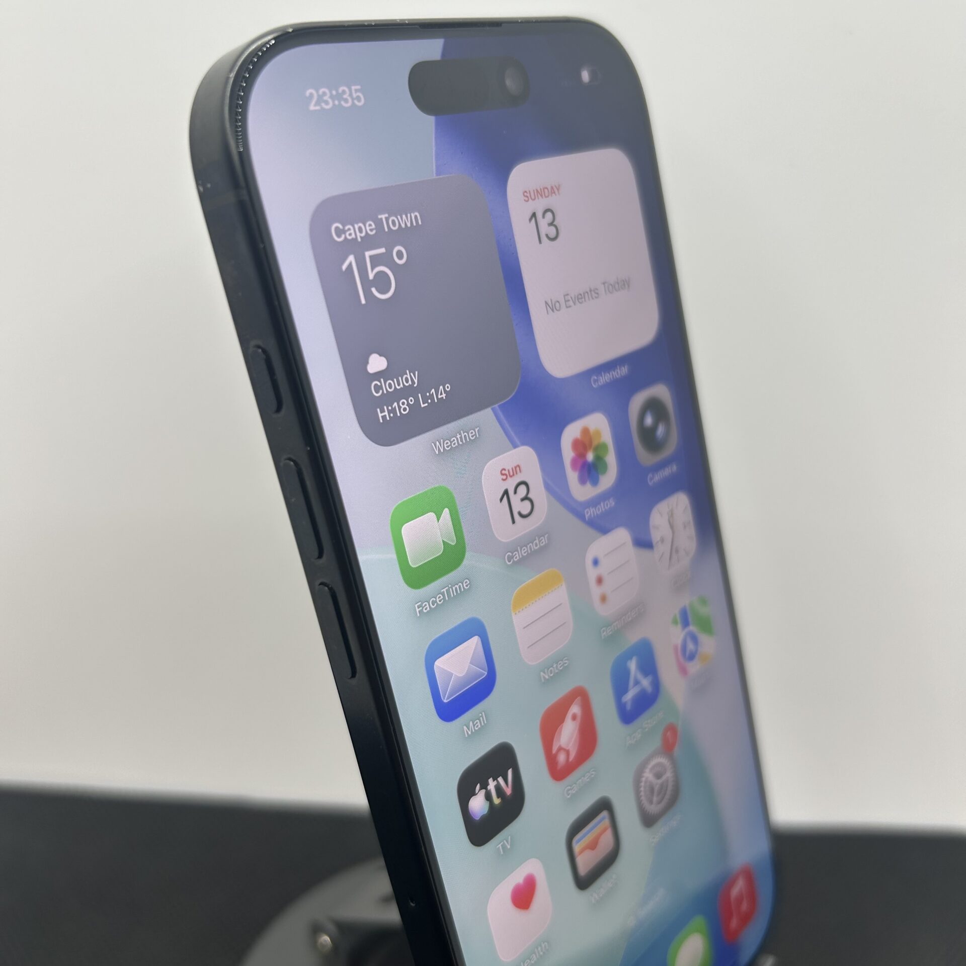 Apple iPhone 16 Pro 256GB Black Titanium (Condition: Good) - Image 4