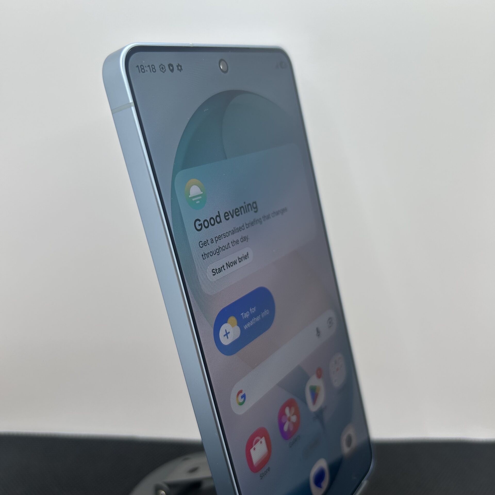 Samsung Galaxy S26 Ultra 256GB Sky Blue (Condition: Excellent) - Image 4