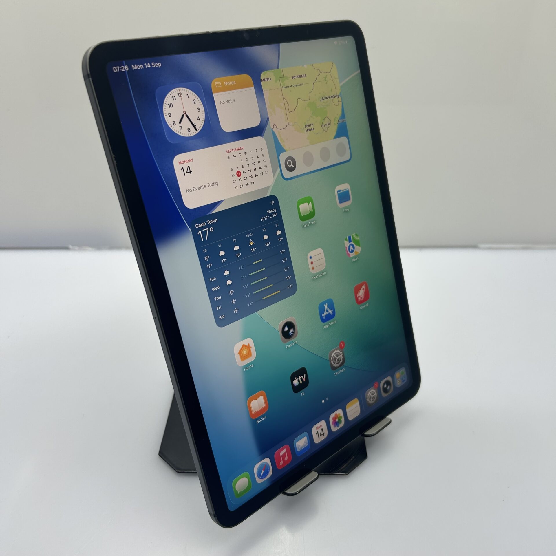 Apple iPad Pro 11" 3rd Gen (Wi-Fi/Cellular) 512GB Space Gray (Condition: Good) - Image 3