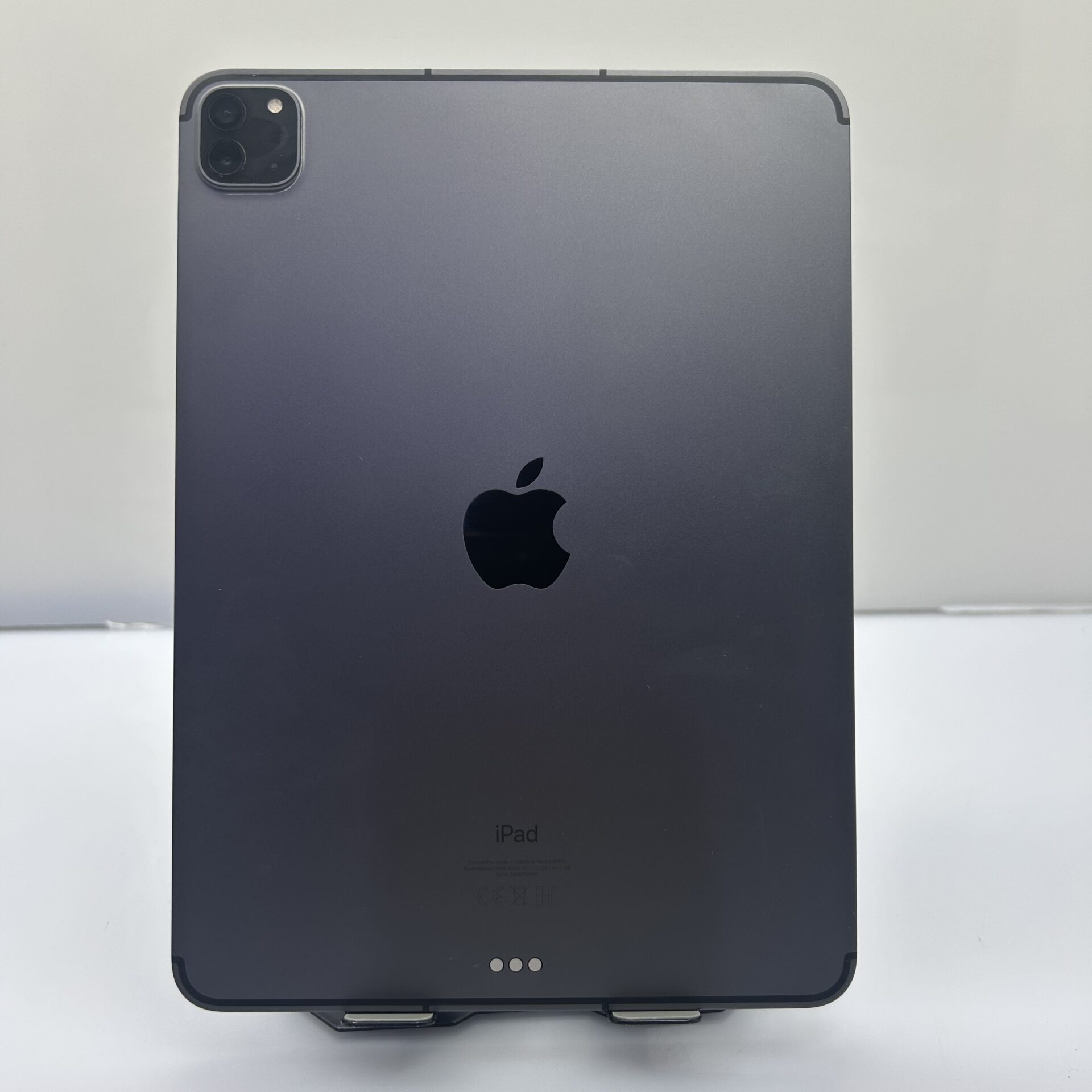 Apple iPad Pro 11" 3rd Gen (Wi-Fi/Cellular) 512GB Space Gray (Condition: Good) - Image 6
