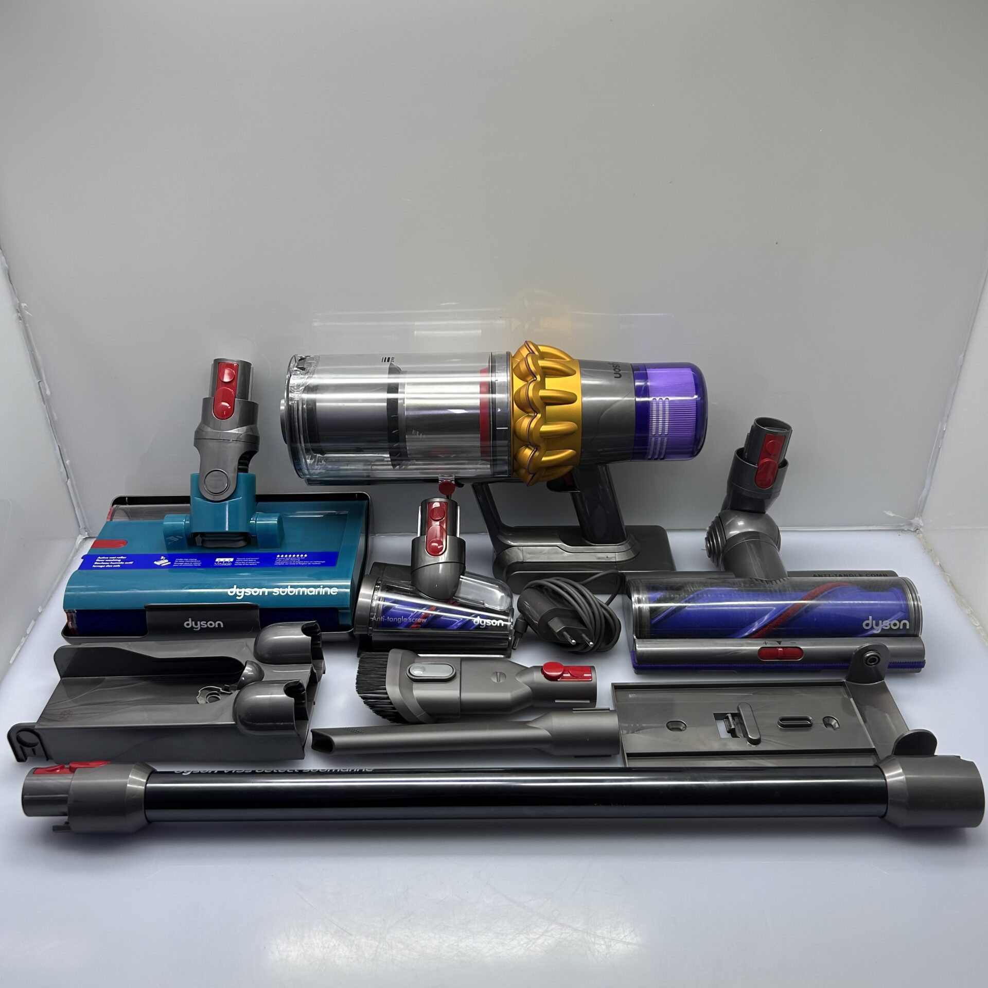 Dyson V15s Detect Submarine Absolute Grey (Condition: Good) - Image 2