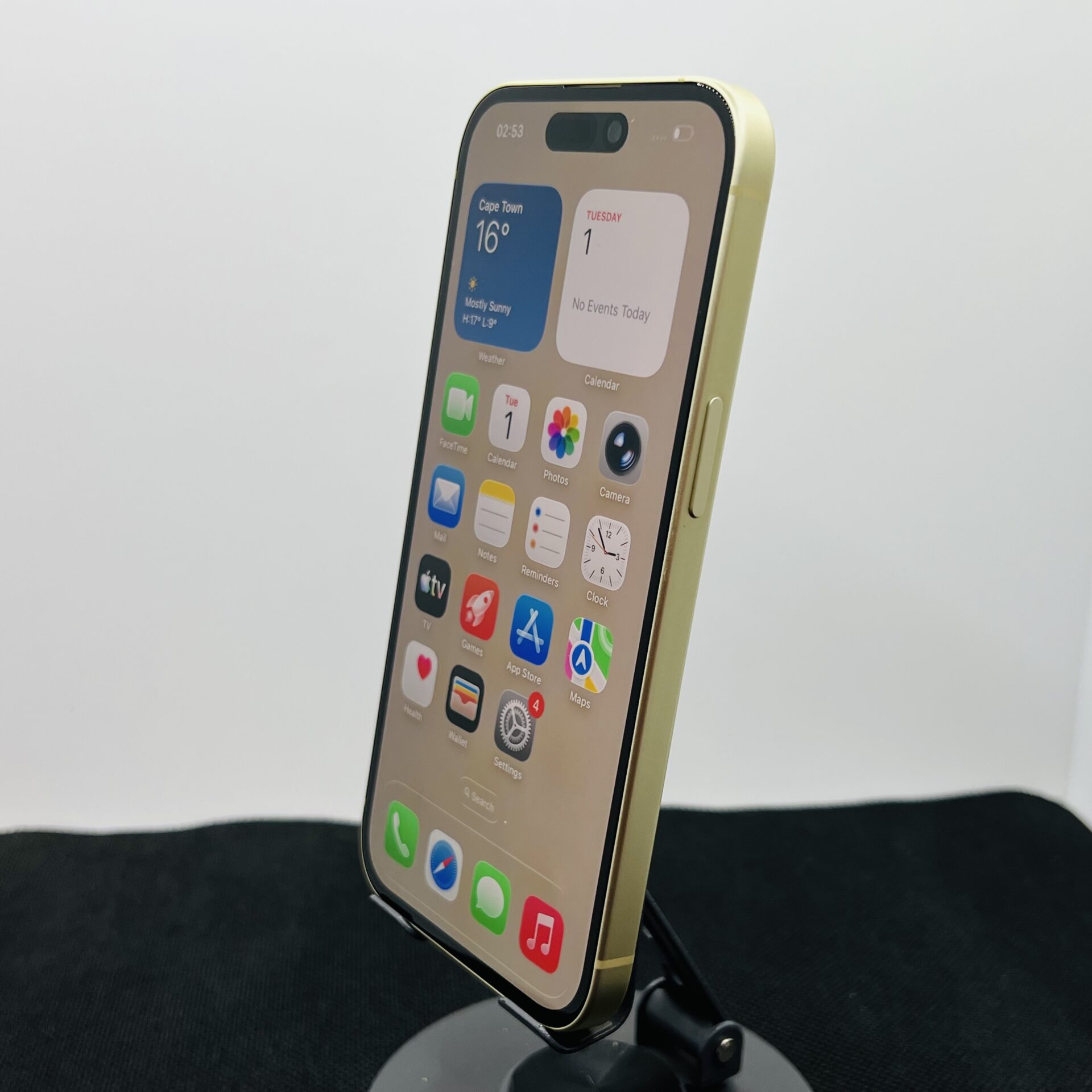 Apple iPhone 15 128GB Yellow (Condition: Good) - Image 5