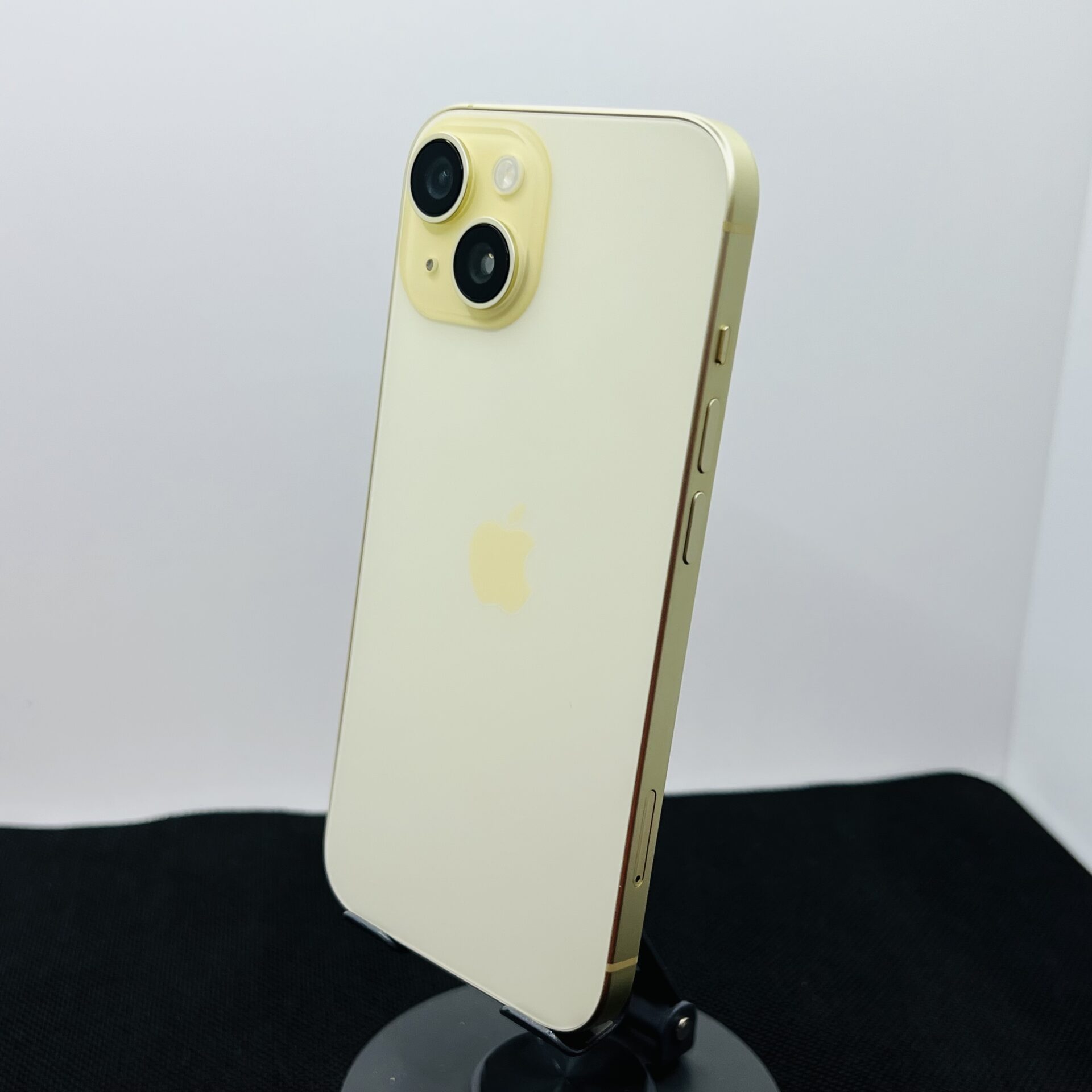 Apple iPhone 15 128GB Yellow (Condition: Good) - Image 8